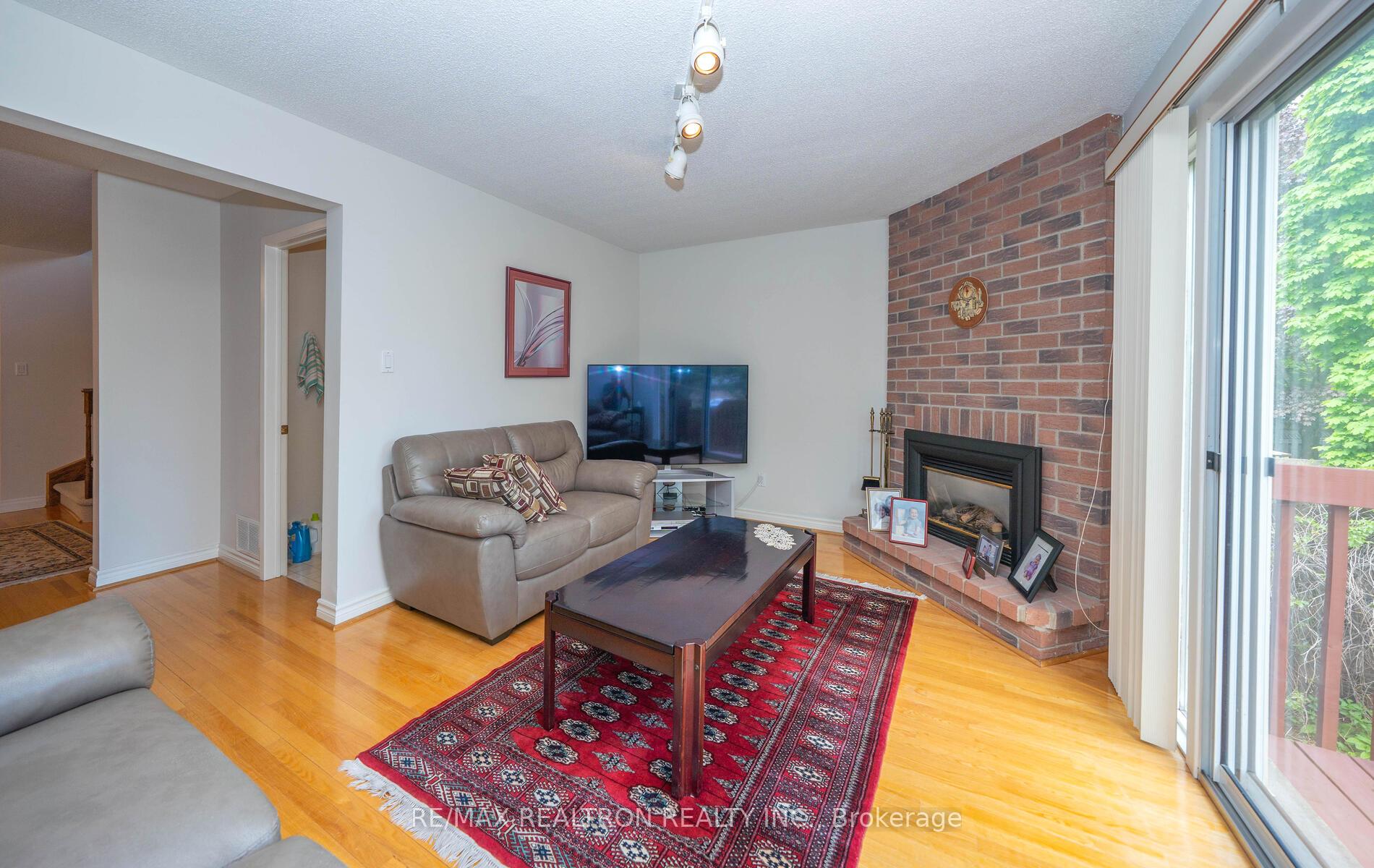 Photo 18 of 178 Winding Lane, Vaughan, Crestwood-Springfarm-Yorkhill — HOMEH