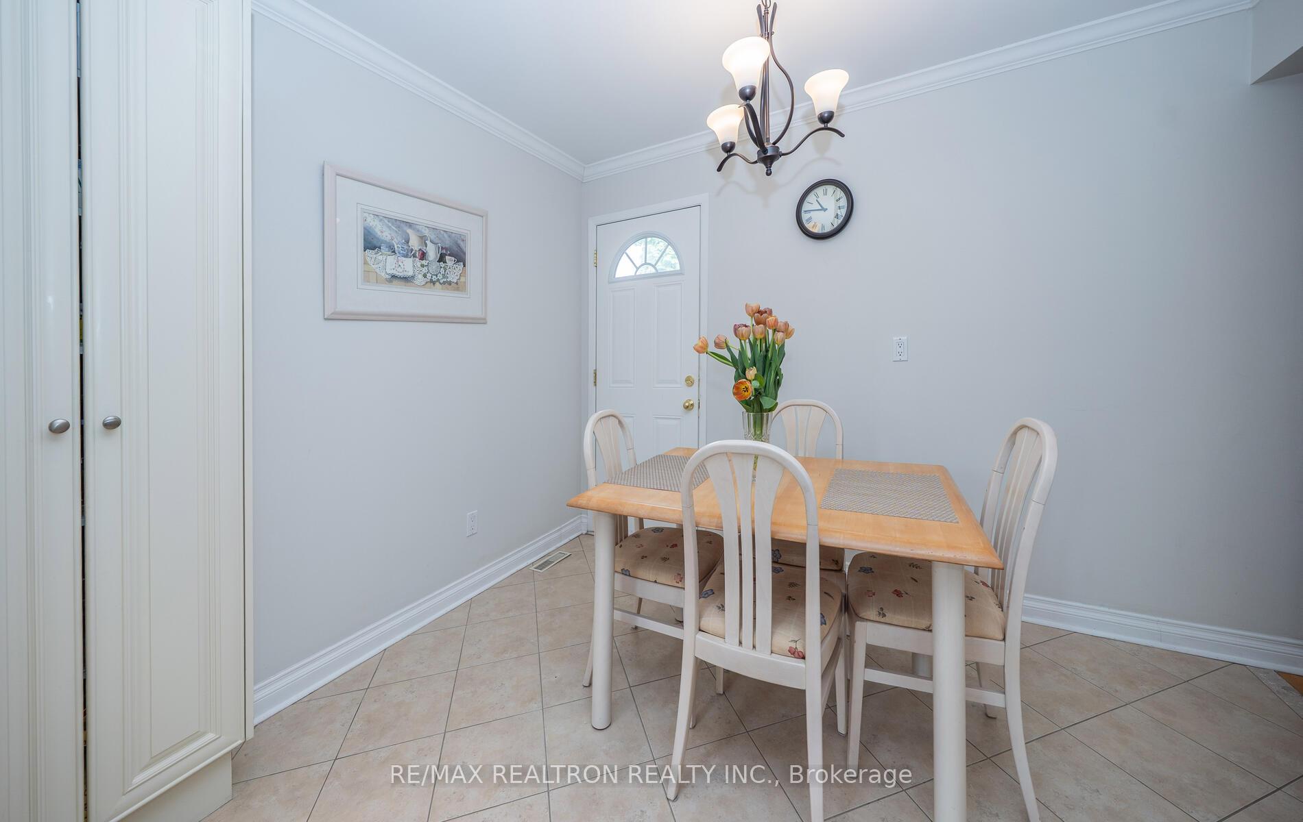 Photo 23 of 178 Winding Lane, Vaughan, Crestwood-Springfarm-Yorkhill — HOMEH