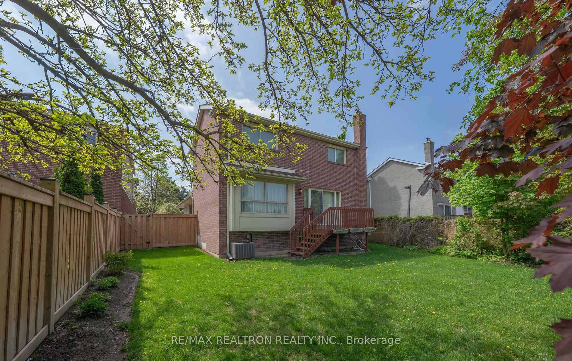 Photo 43 of 178 Winding Lane, Vaughan, Crestwood-Springfarm-Yorkhill — HOMEH