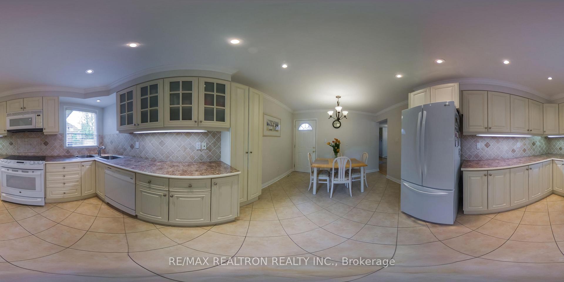 Photo 49 of 178 Winding Lane, Vaughan, Crestwood-Springfarm-Yorkhill — HOMEH