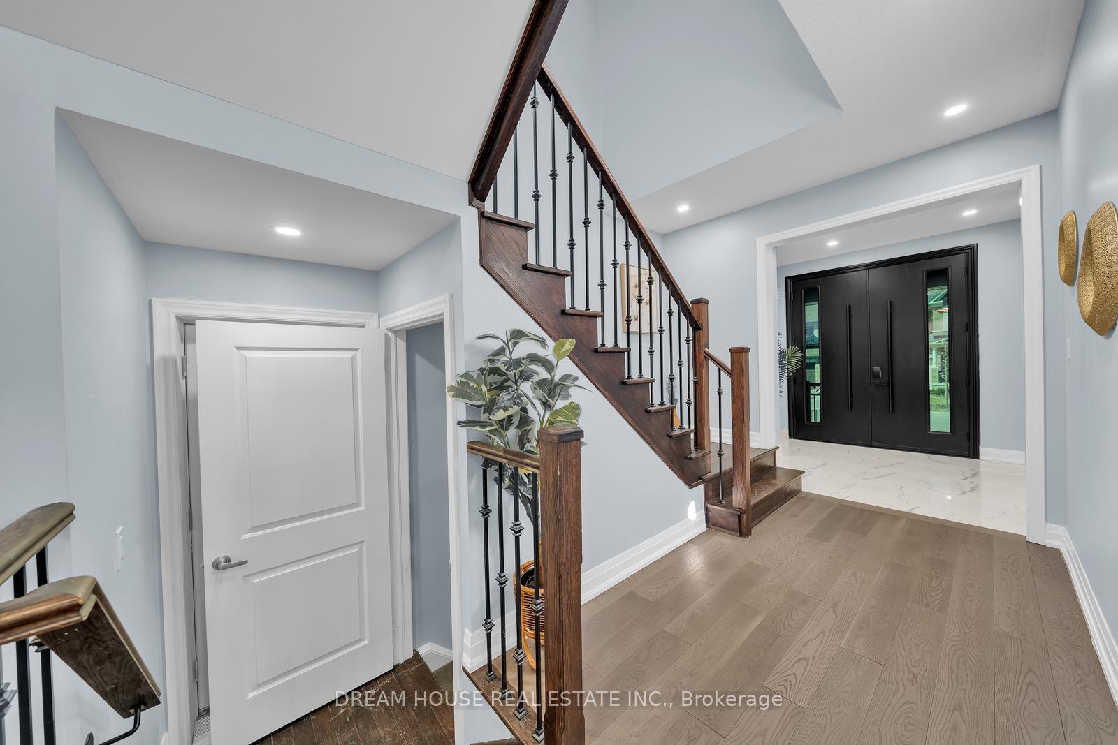 Photo 6 of 21 Lockton Street, Whitby, Rural Whitby — HOMEH