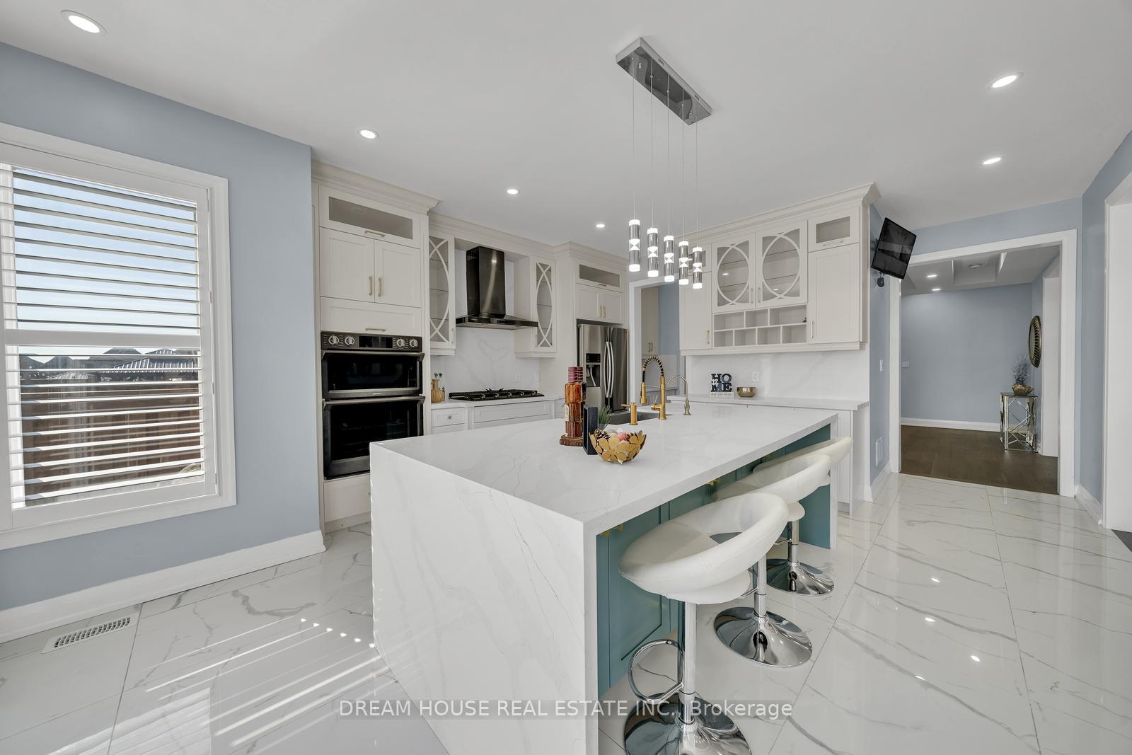 Photo 14 of 21 Lockton Street, Whitby, Rural Whitby — HOMEH