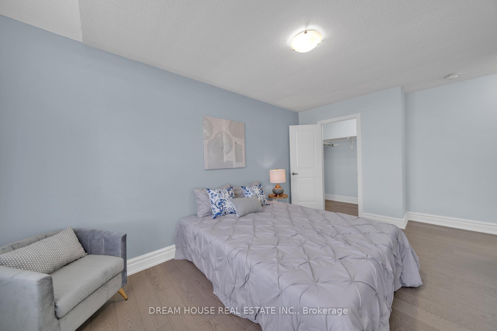 Photo 32 of 21 Lockton Street, Whitby, Rural Whitby — HOMEH