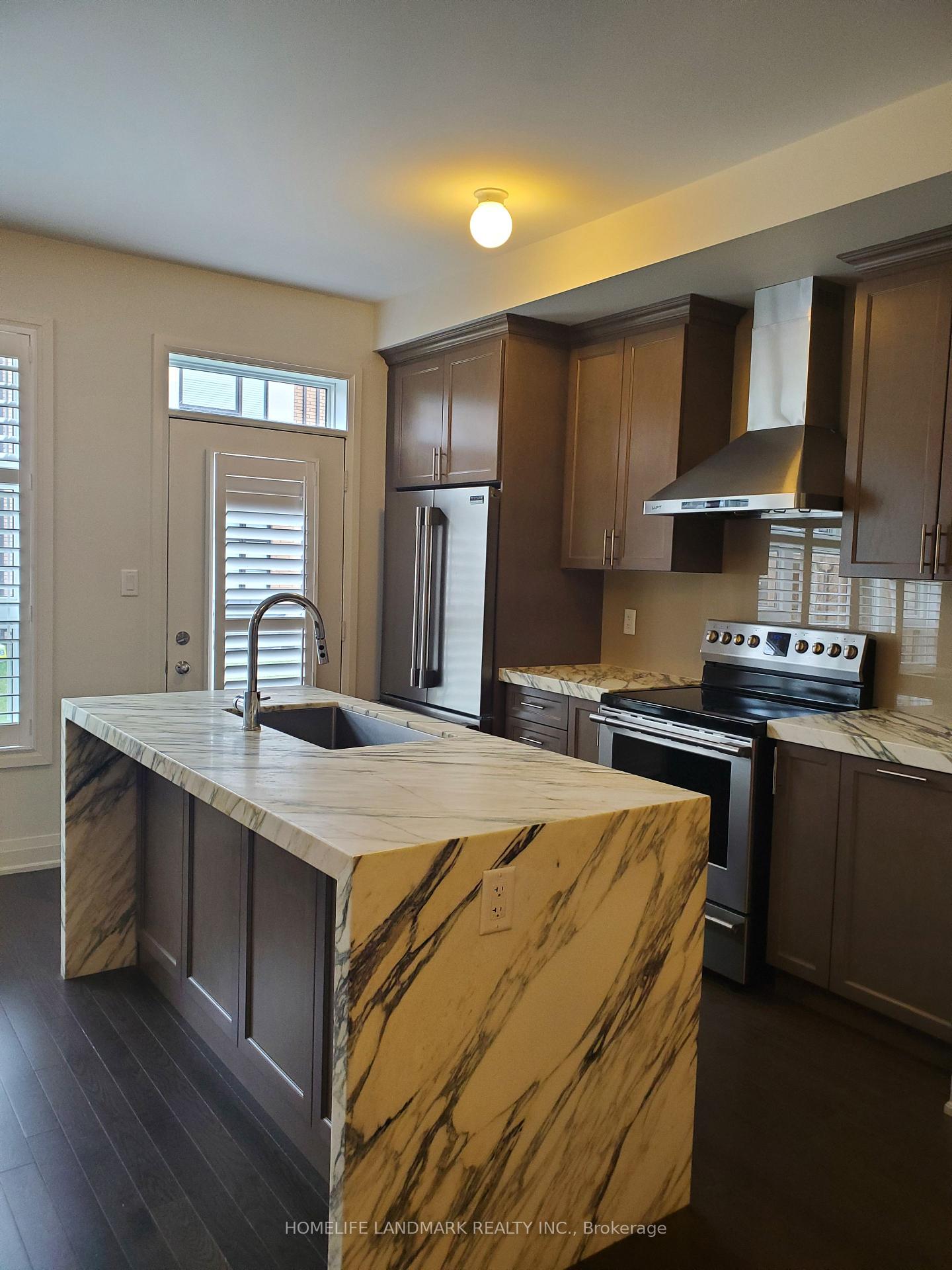 Photo 5 of 109 Causland Lane, Richmond Hill, Devonsleigh — HOMEH