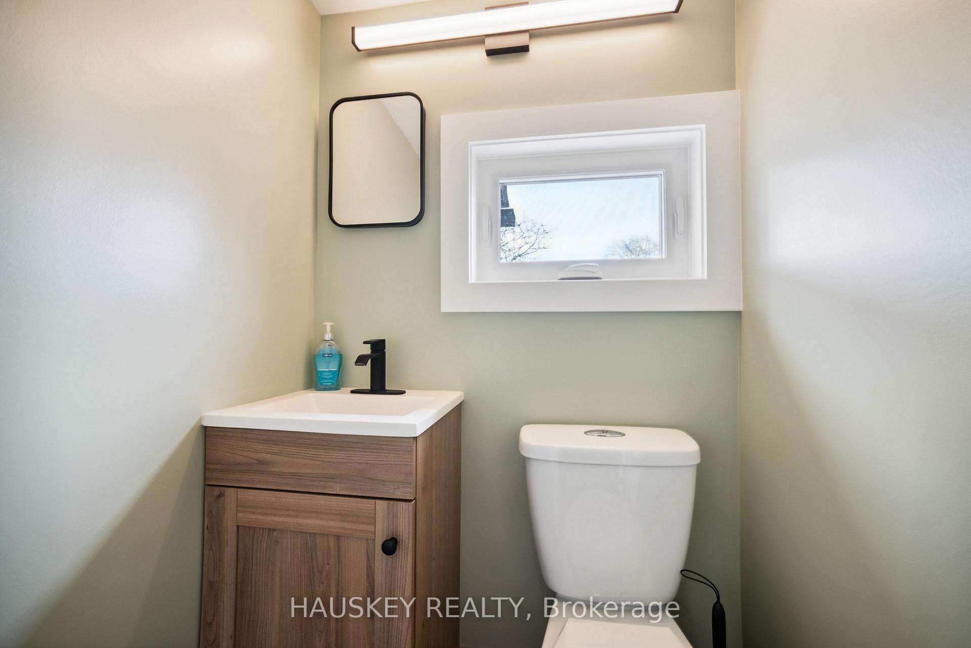 Photo 8 of 26 Third Avenue, Quinte West, Trenton Ward — HOMEH