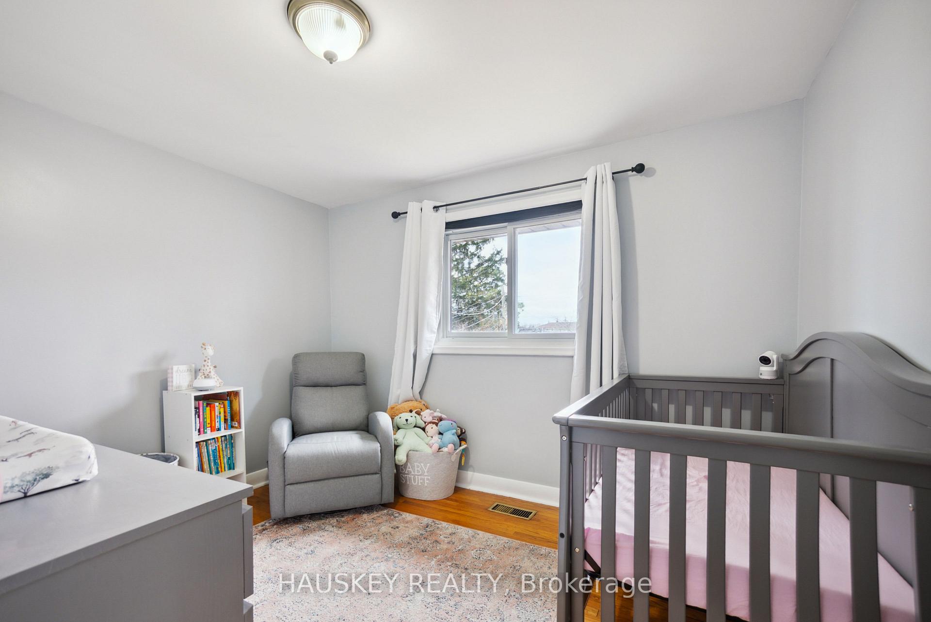Photo 9 of 26 Third Avenue, Quinte West, Trenton Ward — HOMEH