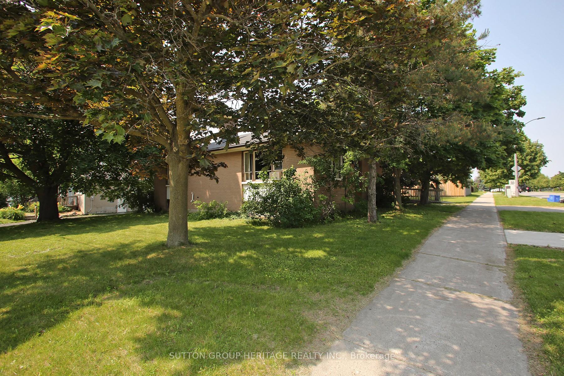 Photo 2 of 56 Ferguson Avenue, Whitby, Brooklin — HOMEH