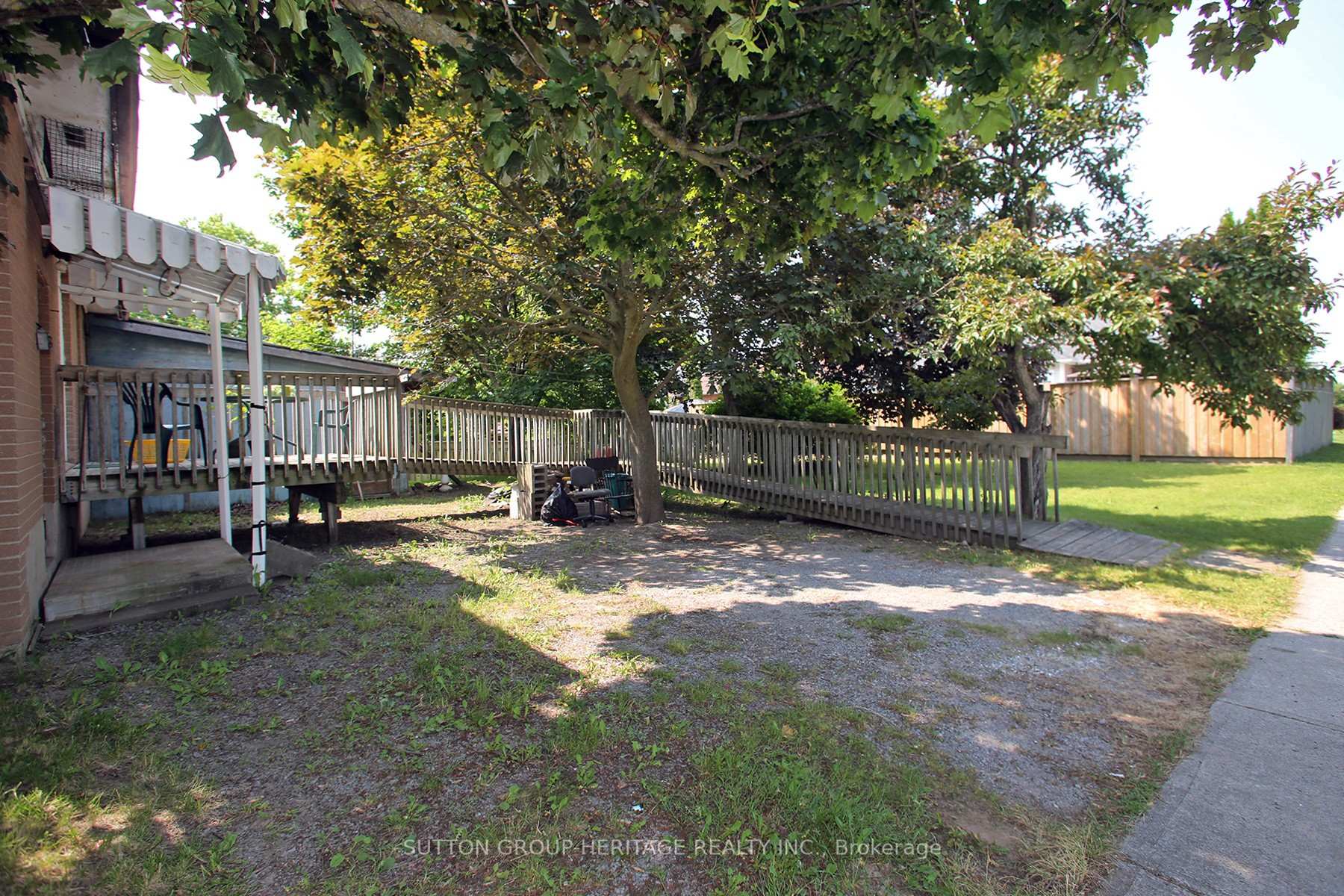 Photo 27 of 56 Ferguson Avenue, Whitby, Brooklin — HOMEH