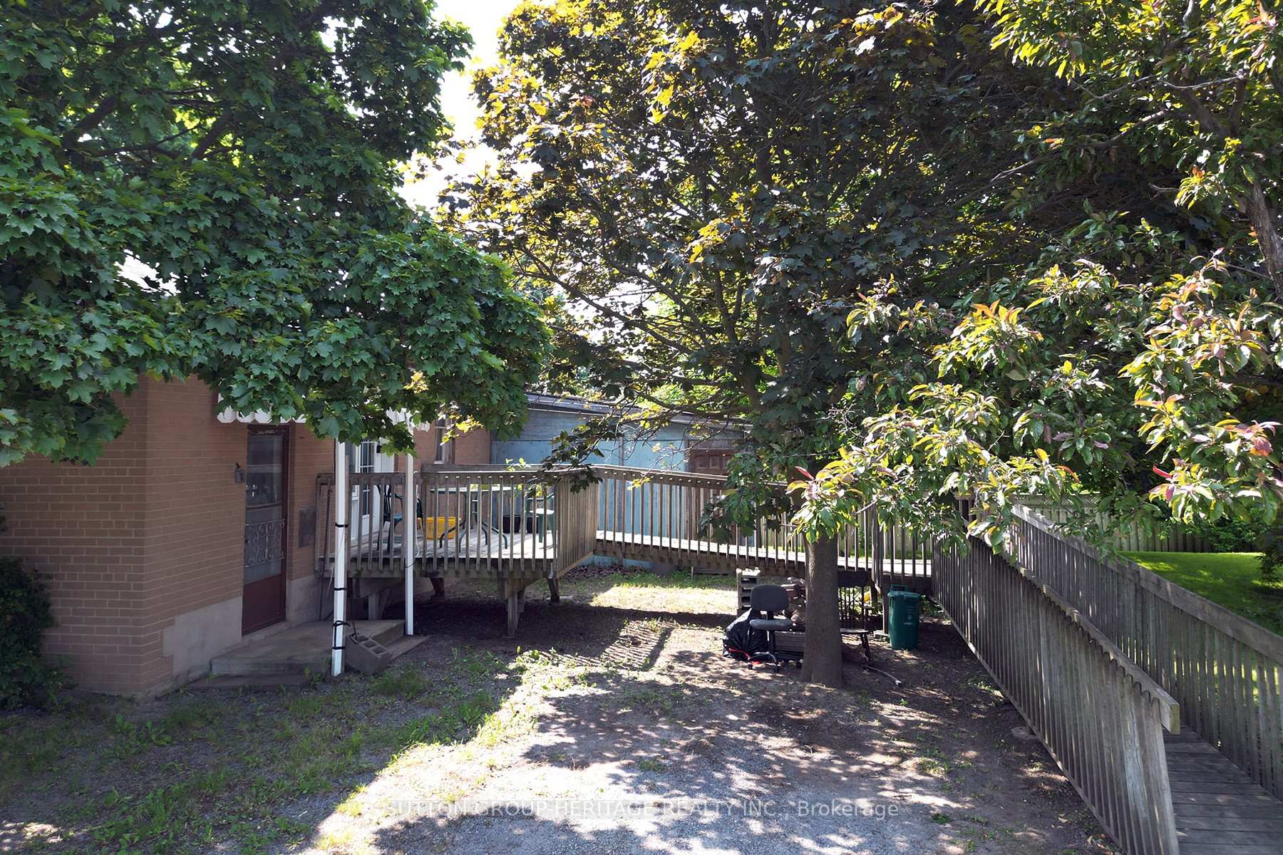 Photo 35 of 56 Ferguson Avenue, Whitby, Brooklin — HOMEH