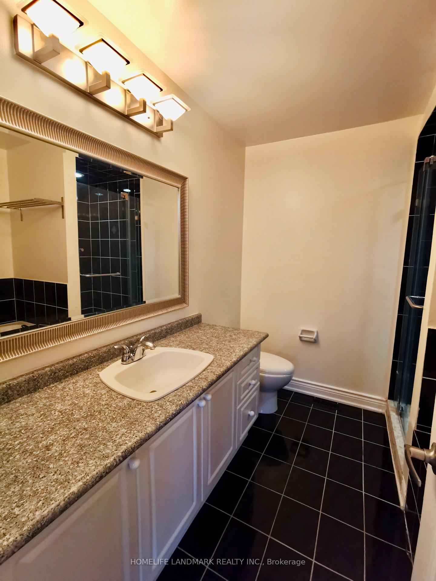 Photo 14 of 87 Waterton Crescent, Richmond Hill, Langstaff — HOMEH