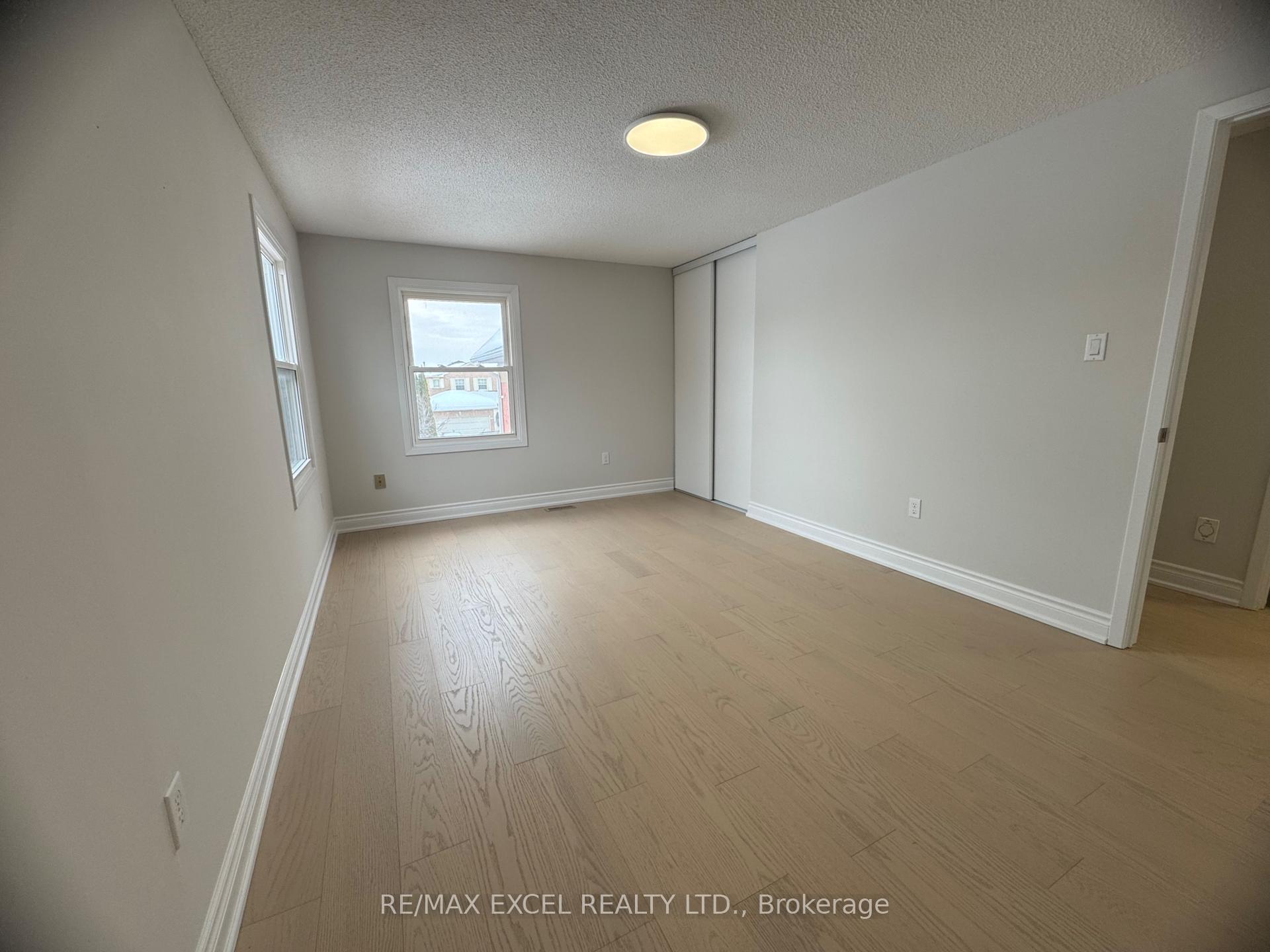 Photo 11 of 38 Bingham Street, Richmond Hill, North Richvale — HOMEH