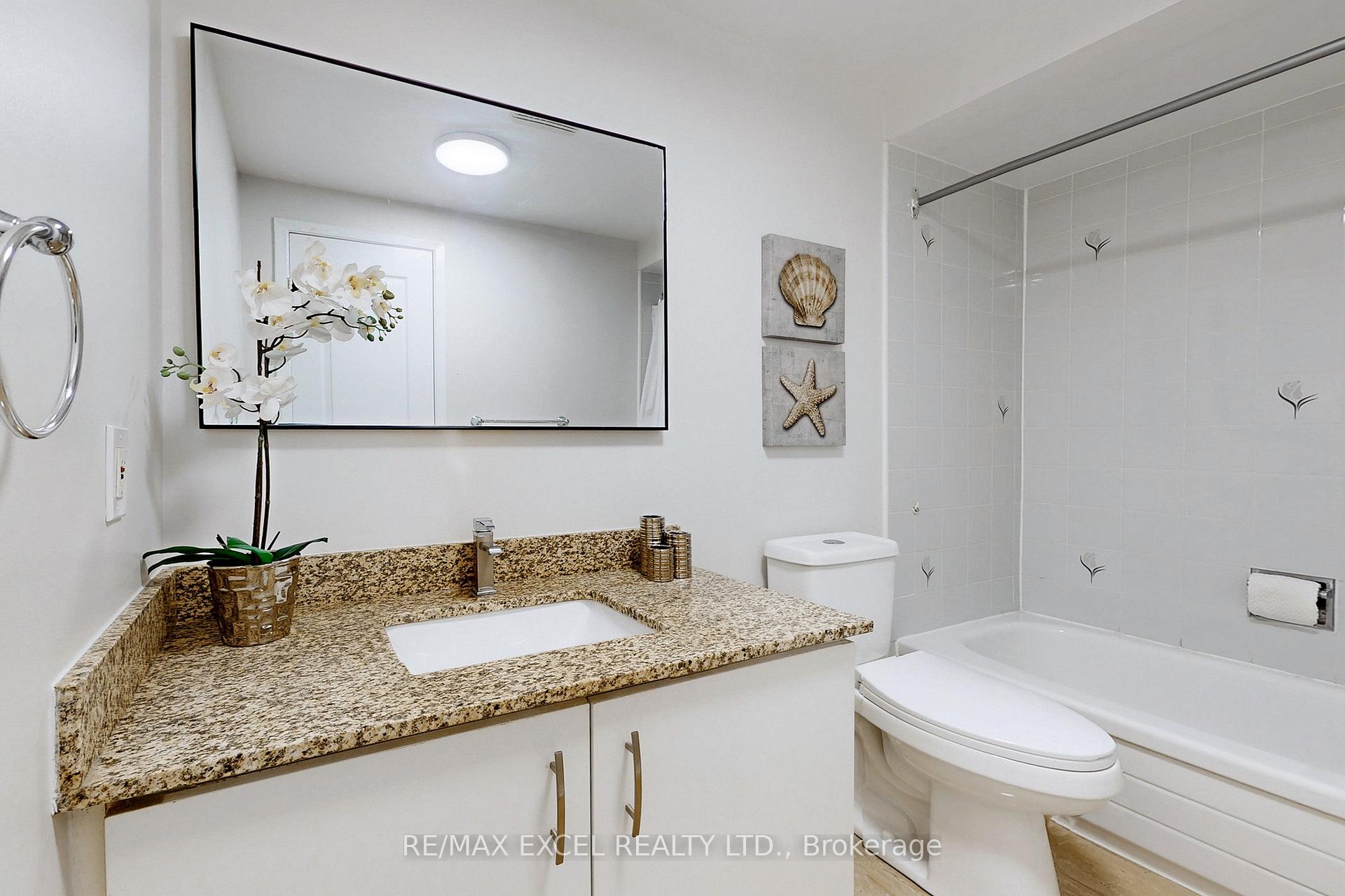 Photo 13 of 38 Bingham Street, Richmond Hill, North Richvale — HOMEH