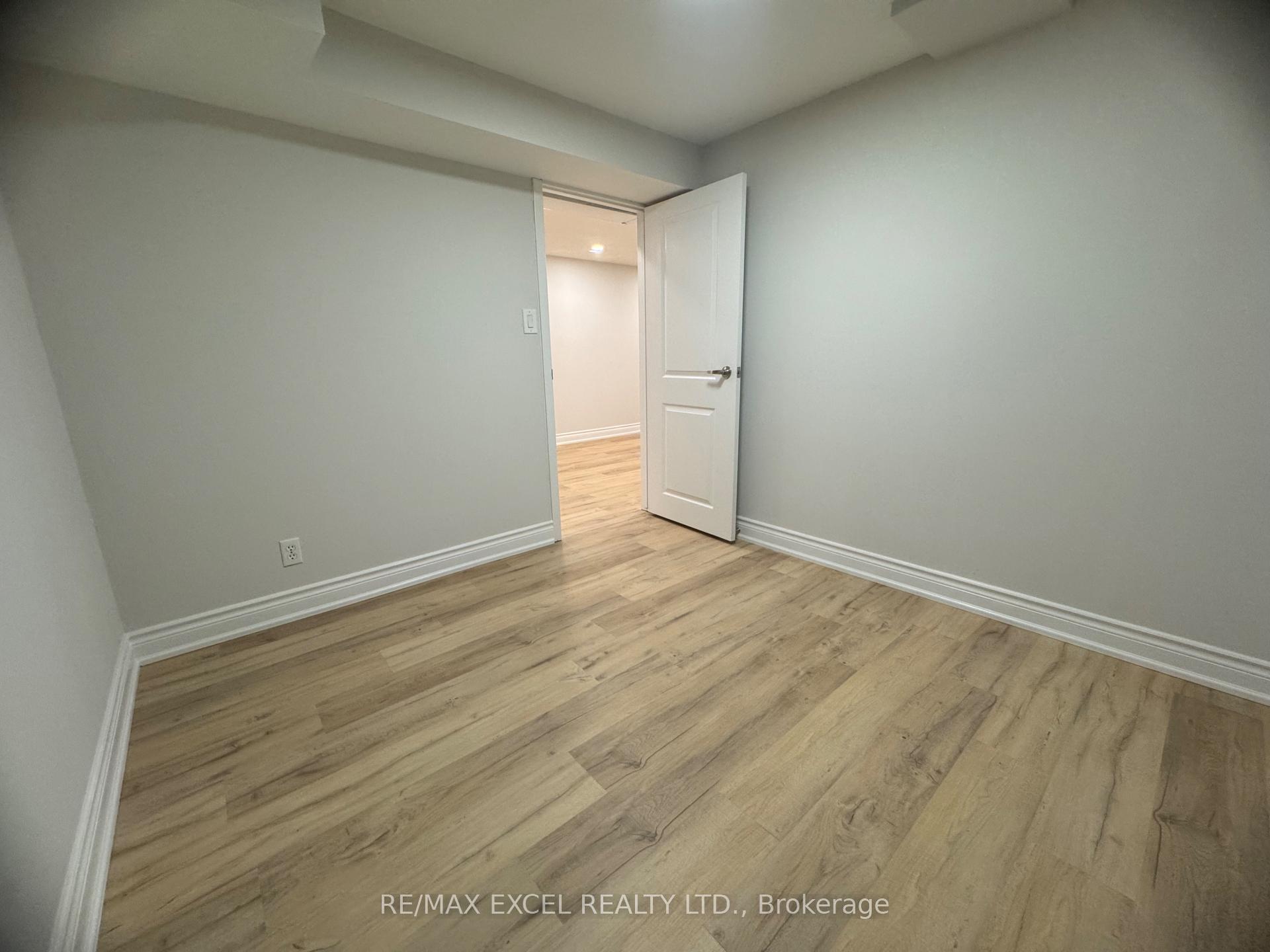 Photo 18 of 38 Bingham Street, Richmond Hill, North Richvale — HOMEH
