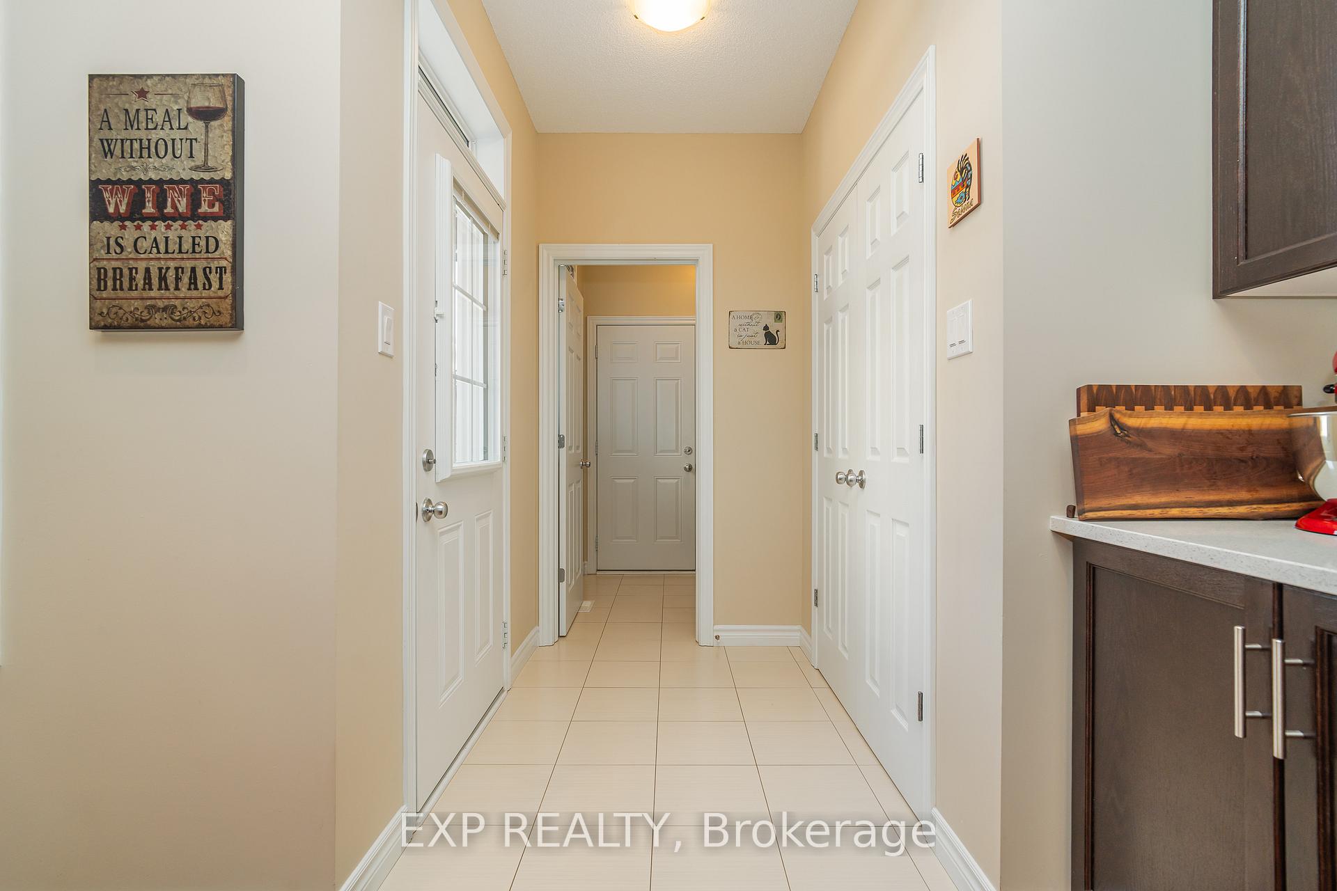 Photo 11 of 406 Sweetflag Street, Ottawa, Barrhaven - Longfields — HOMEH
