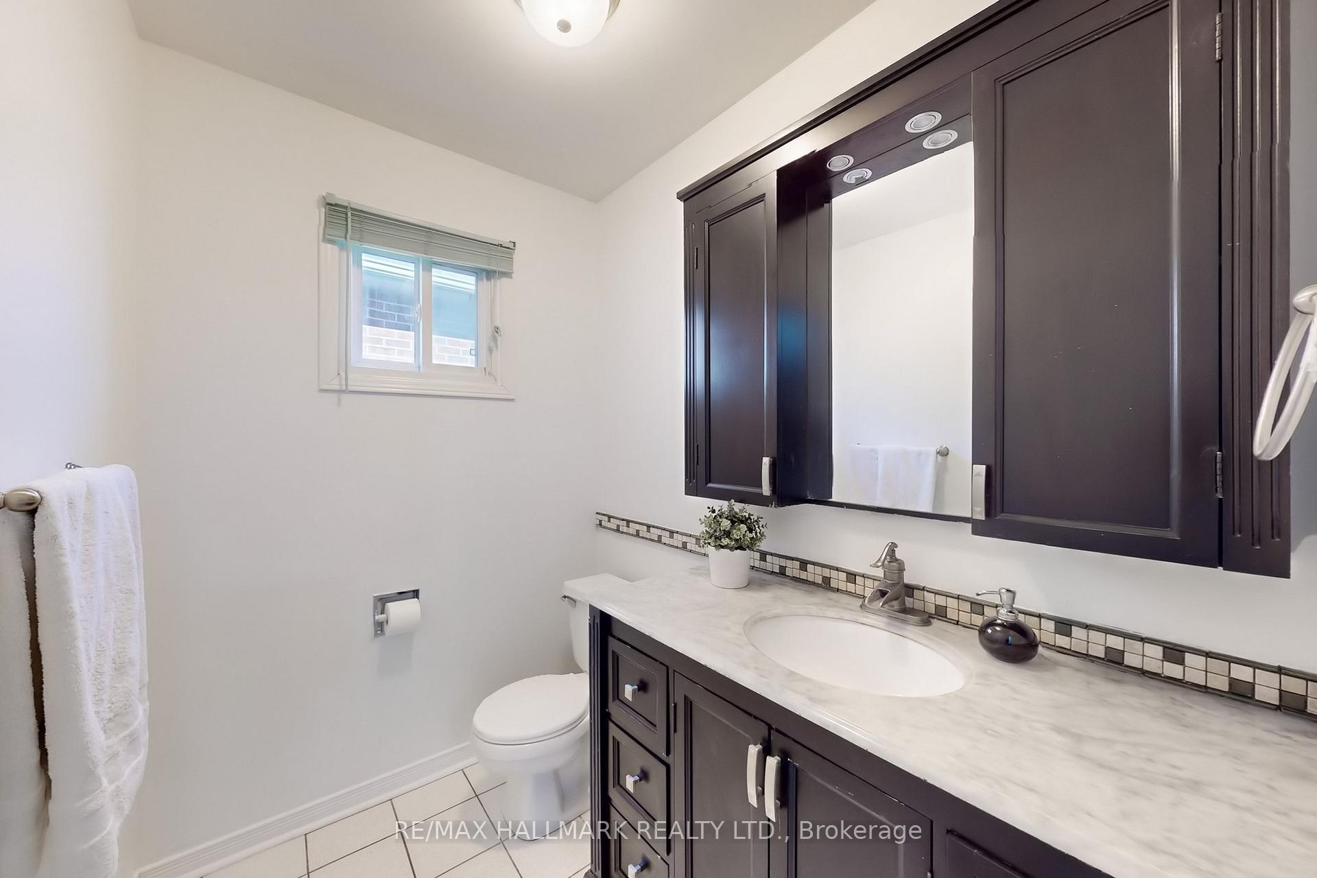 Photo 9 of 50 Squire Drive, Richmond Hill, Devonsleigh — HOMEH