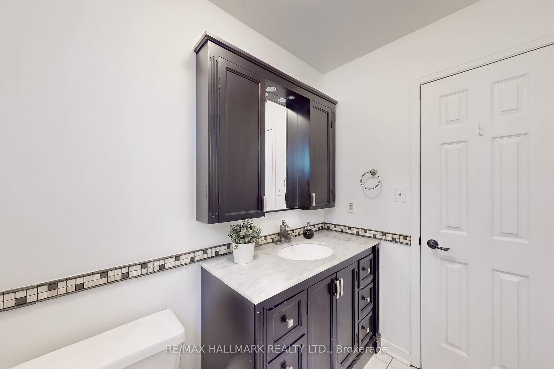 Photo 10 of 50 Squire Drive, Richmond Hill, Devonsleigh — HOMEH