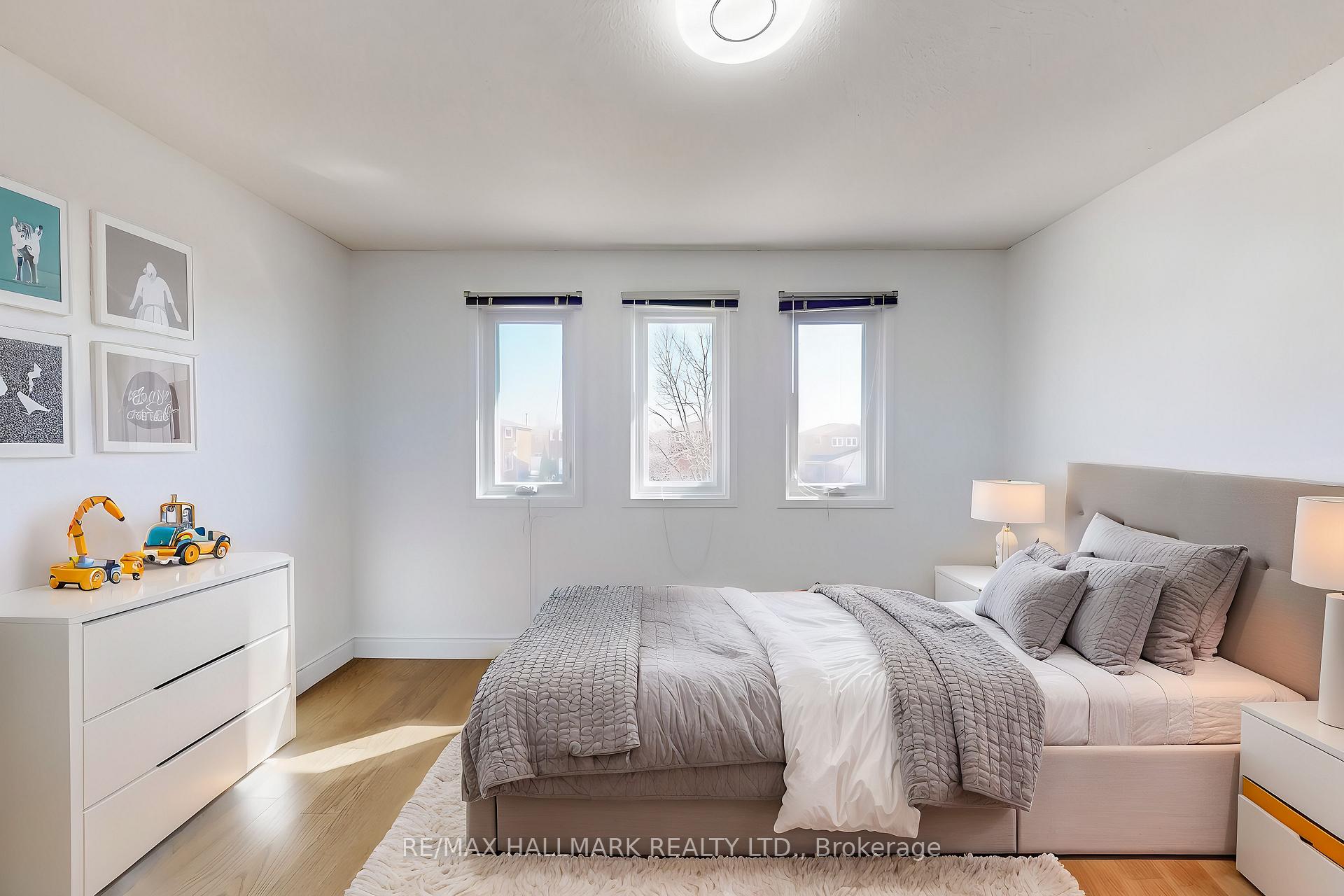 Photo 18 of 50 Squire Drive, Richmond Hill, Devonsleigh — HOMEH