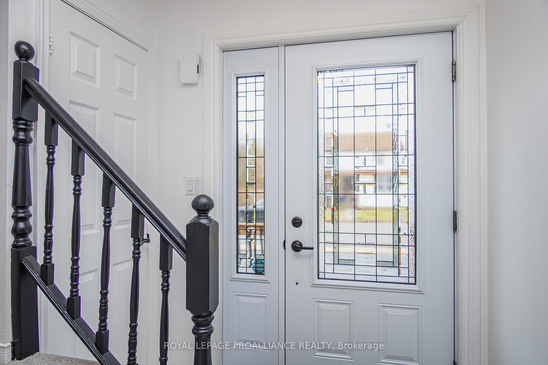 Photo 6 of 617 Front Street, Quinte West, Trenton Ward — HOMEH