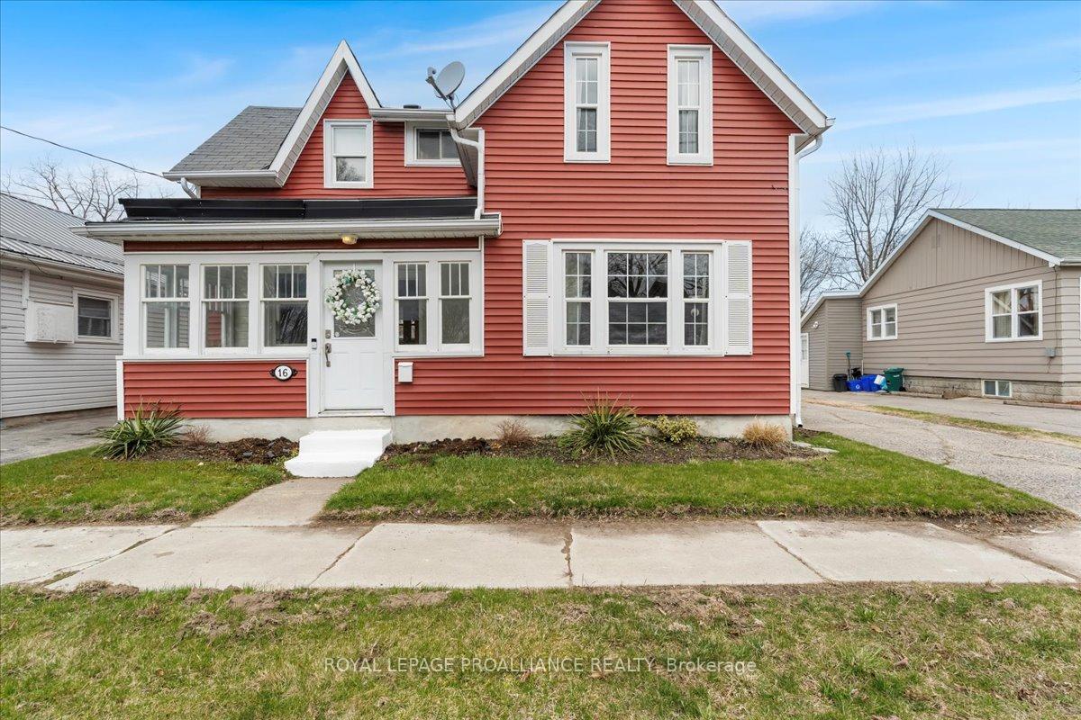 Front of 16 Maple Street