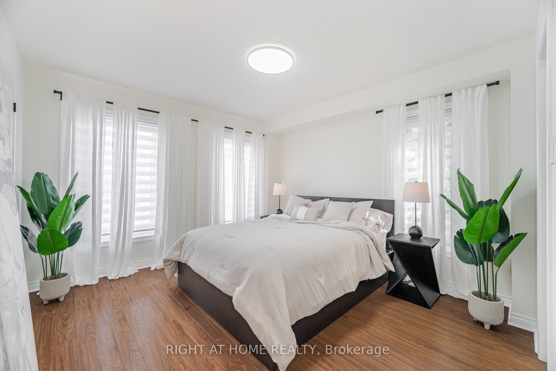 Photo 22 of 135 John West Way, Aurora, Bayview Wellington — HOMEH