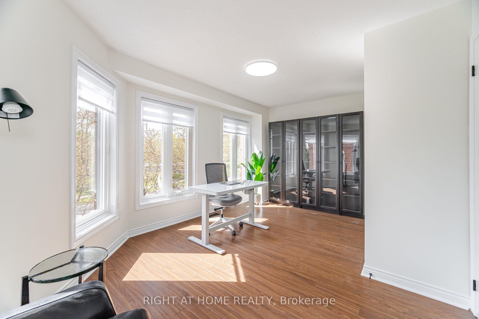 Photo 28 of 135 John West Way, Aurora, Bayview Wellington — HOMEH