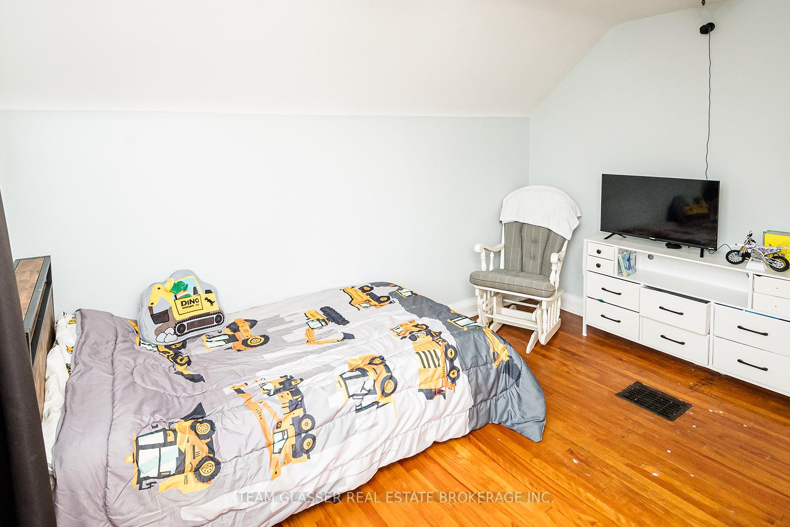 Photo 12 of 47 Murray Street, Aylmer — HOMEH