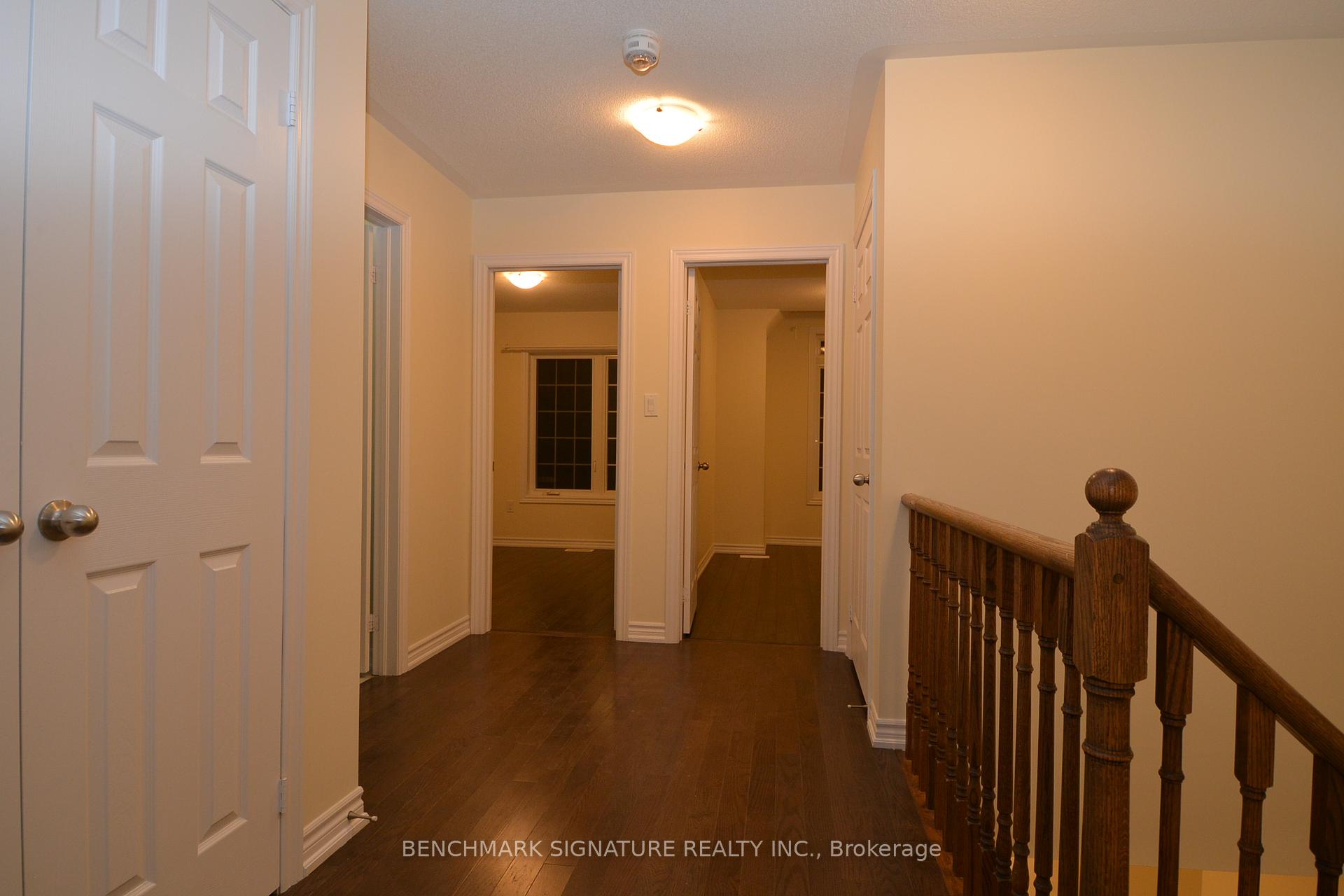 Photo 10 of 46 Farooq Boulevard, Vaughan, Vellore Village — HOMEH