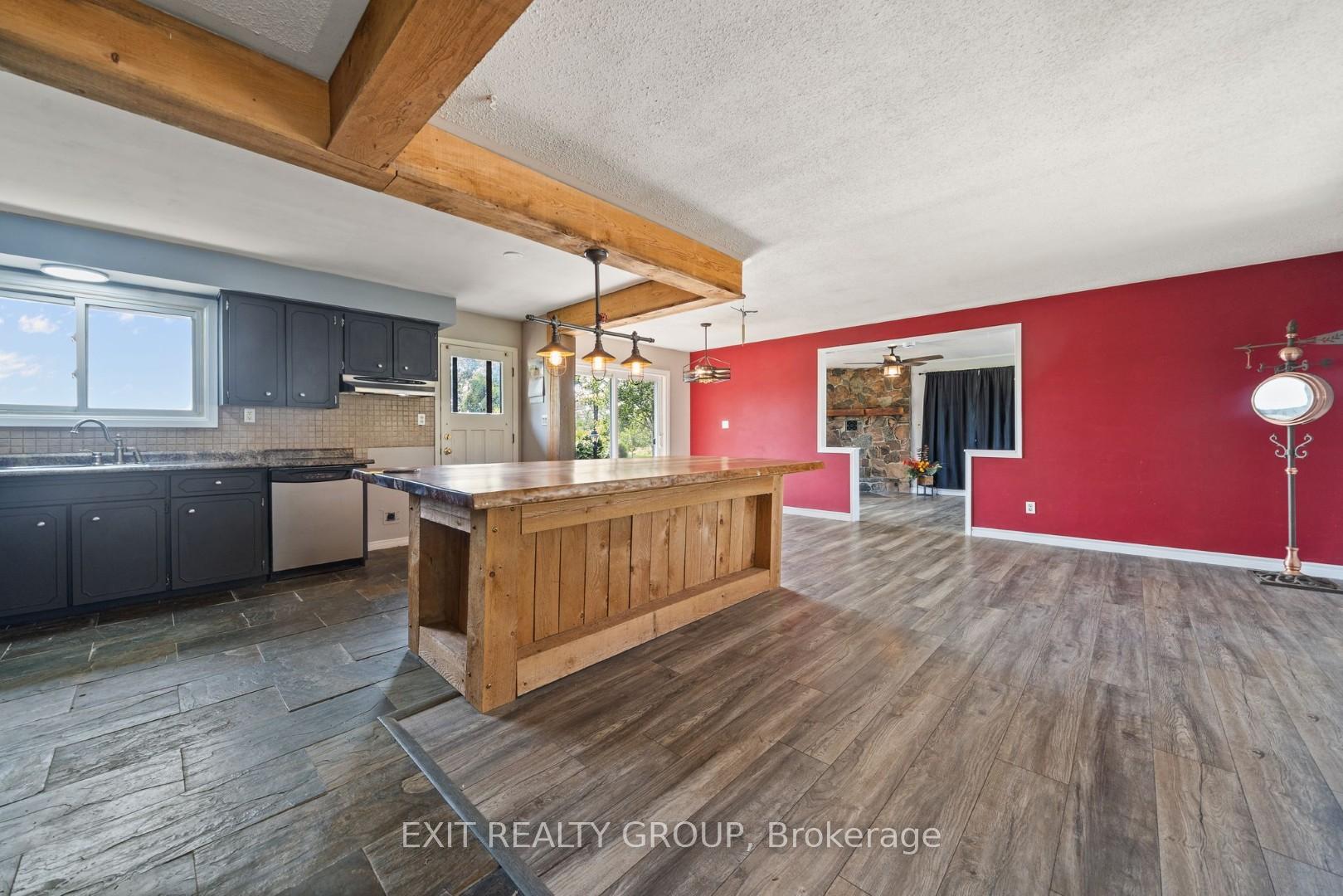 Photo 14 of 280 Massassauga Road, Prince Edward County, Ameliasburg Ward — HOMEH