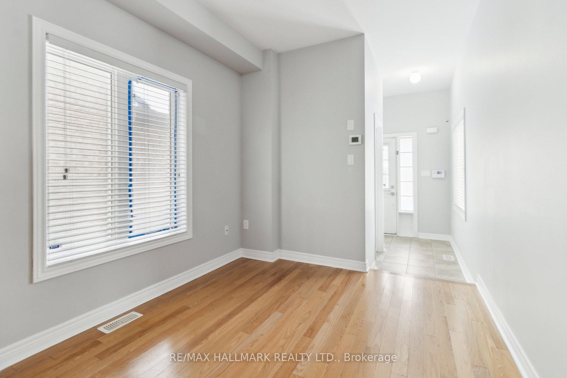 Photo 7 of 140 Black Maple Crescent, Vaughan, Patterson — HOMEH