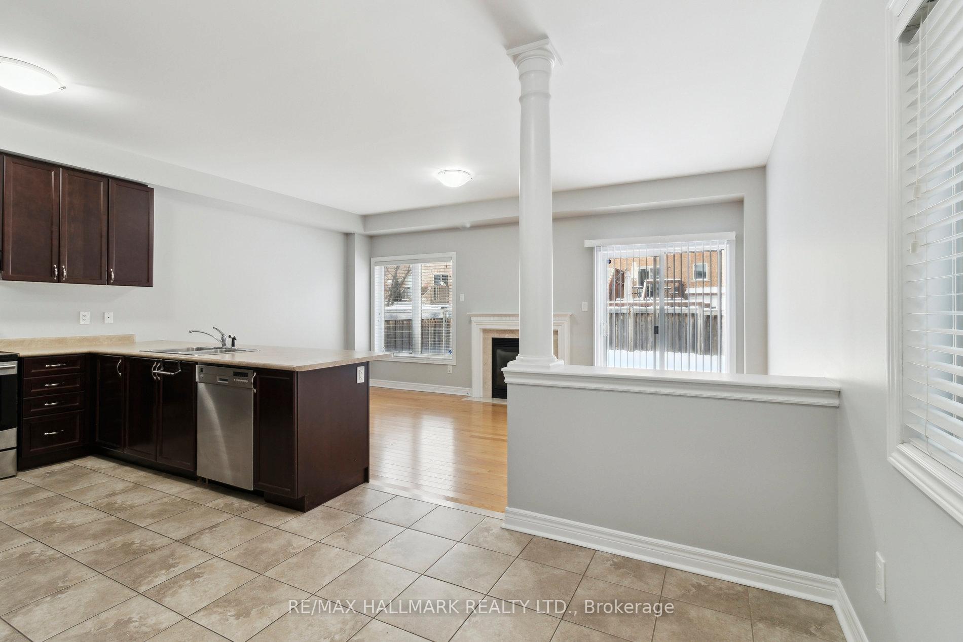 Photo 13 of 140 Black Maple Crescent, Vaughan, Patterson — HOMEH