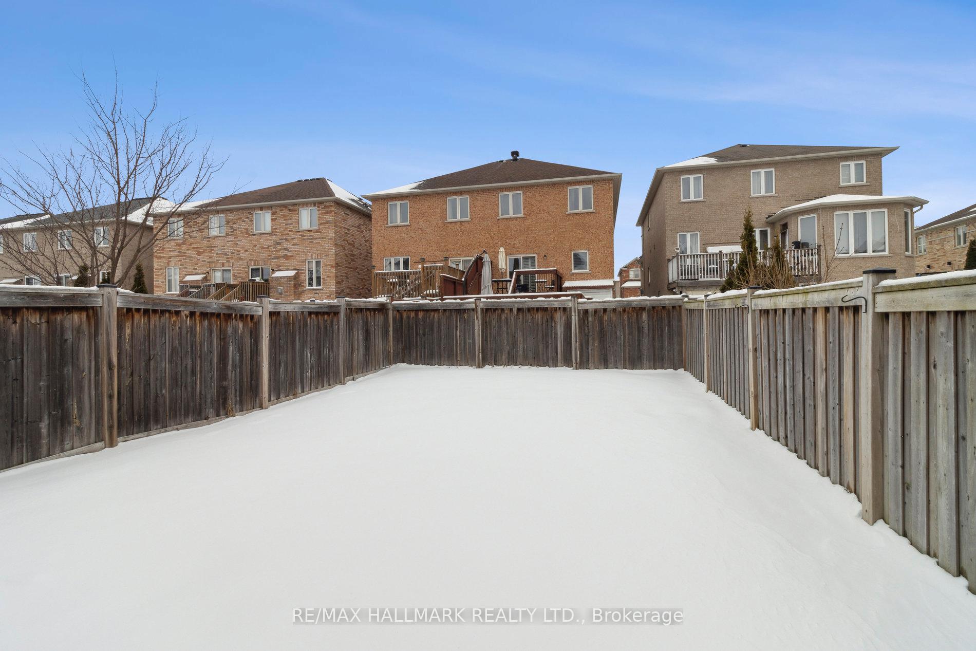 Photo 34 of 140 Black Maple Crescent, Vaughan, Patterson — HOMEH