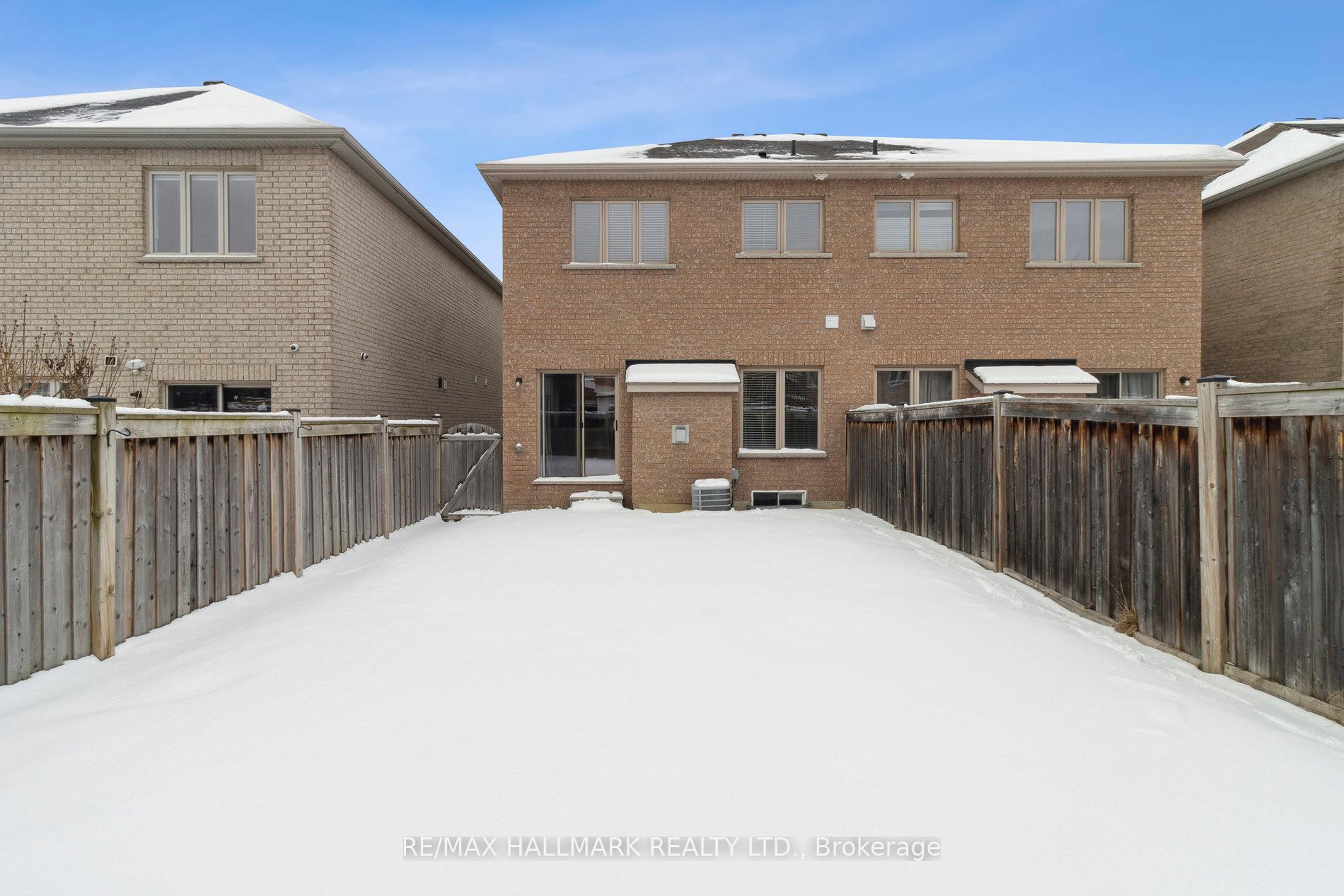 Photo 35 of 140 Black Maple Crescent, Vaughan, Patterson — HOMEH