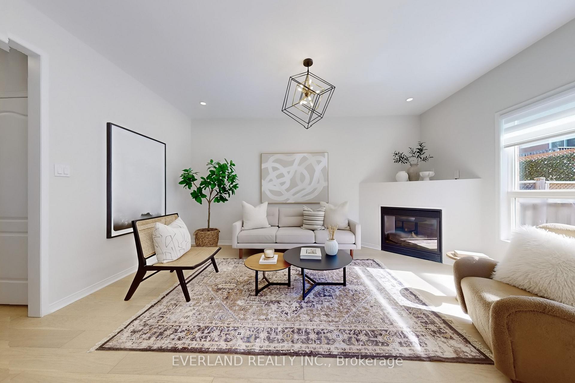 Photo 10 of 45 Lebovic Drive, Richmond Hill, Oak Ridges Lake Wilcox — HOMEH