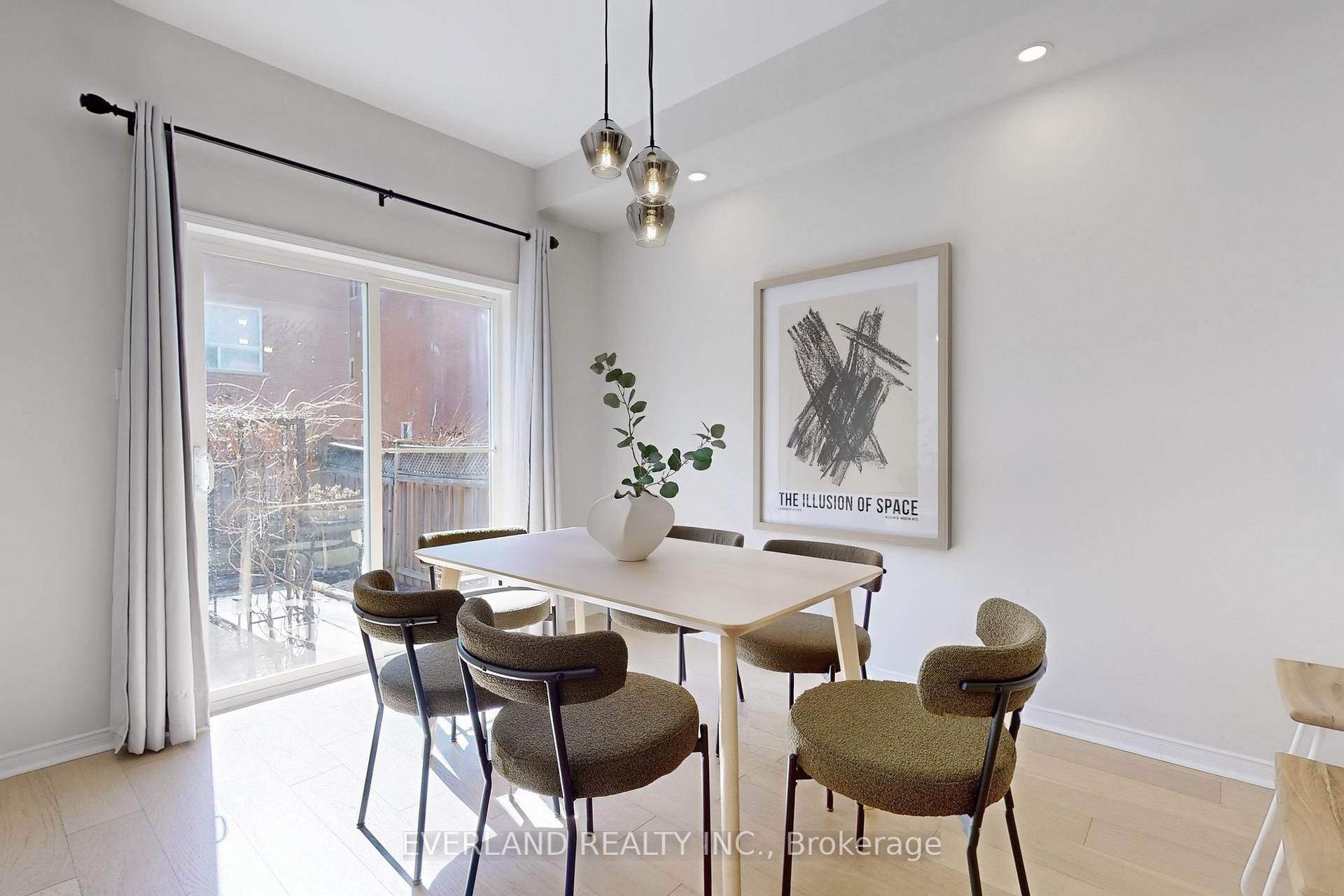 Photo 15 of 45 Lebovic Drive, Richmond Hill, Oak Ridges Lake Wilcox — HOMEH