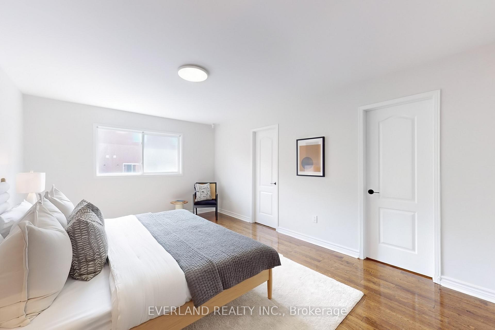 Photo 24 of 45 Lebovic Drive, Richmond Hill, Oak Ridges Lake Wilcox — HOMEH