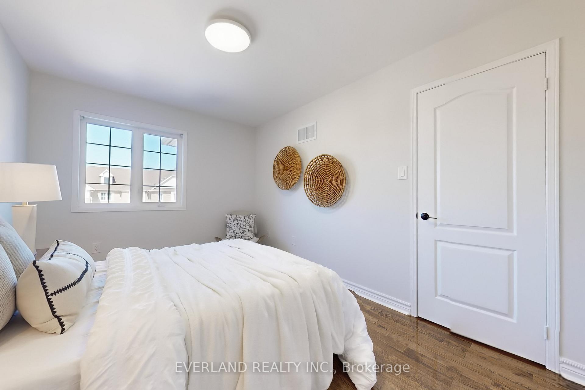 Photo 32 of 45 Lebovic Drive, Richmond Hill, Oak Ridges Lake Wilcox — HOMEH
