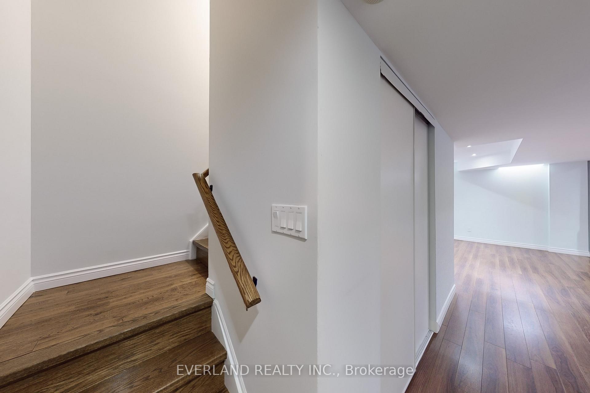 Photo 37 of 45 Lebovic Drive, Richmond Hill, Oak Ridges Lake Wilcox — HOMEH