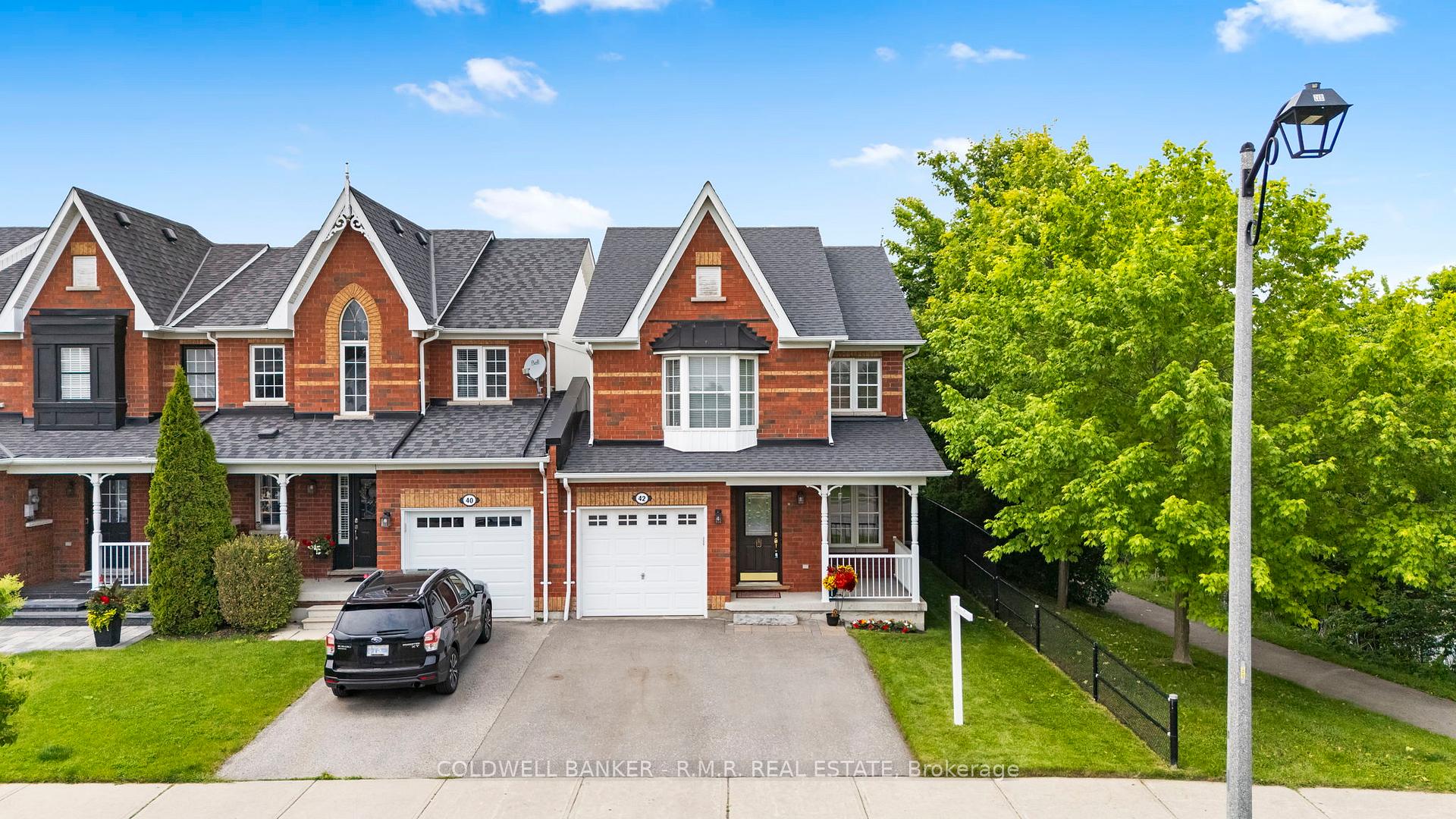 Photo 1 of 42 Ipswich Place, Whitby, Brooklin — HOMEH
