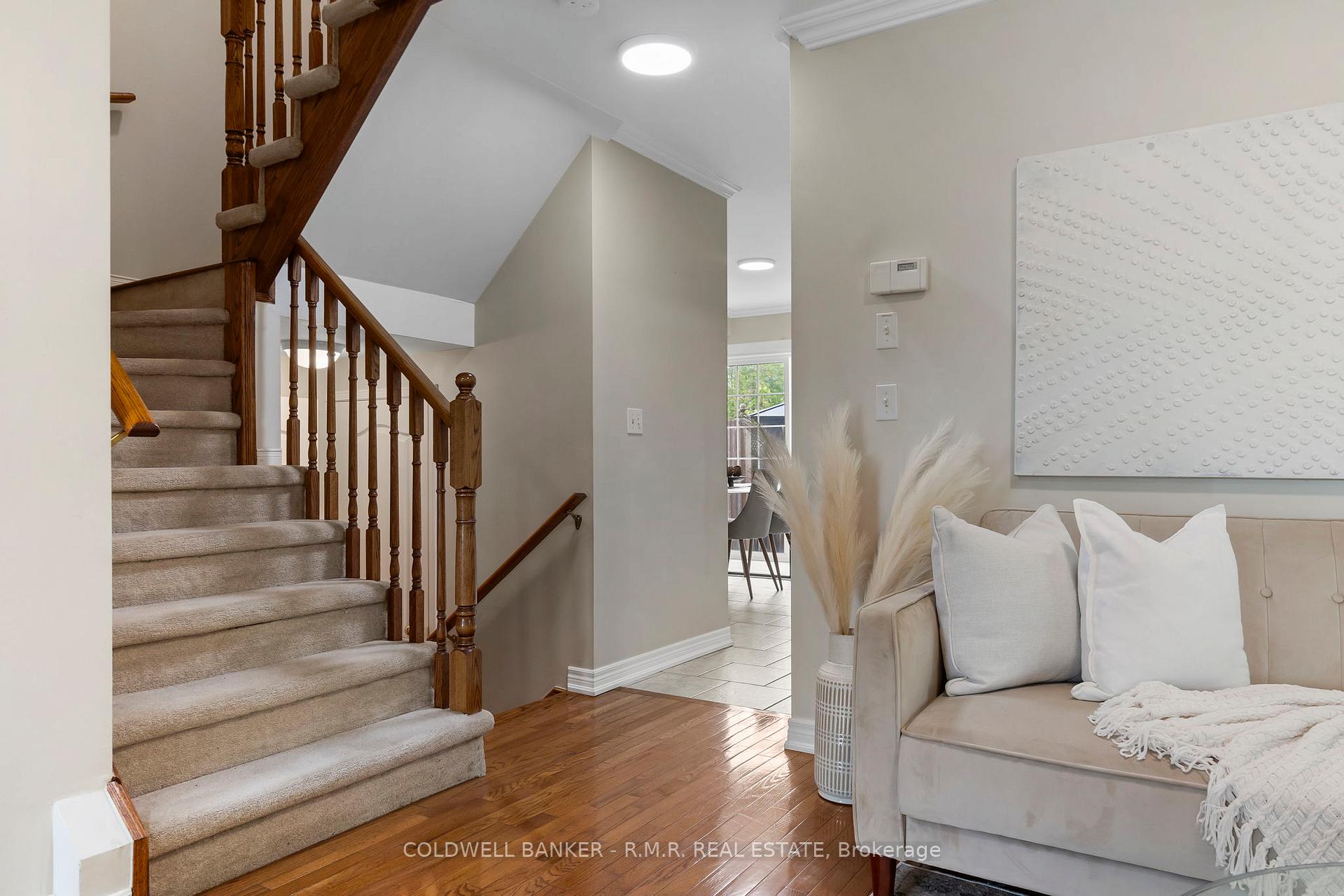 Photo 10 of 42 Ipswich Place, Whitby, Brooklin — HOMEH