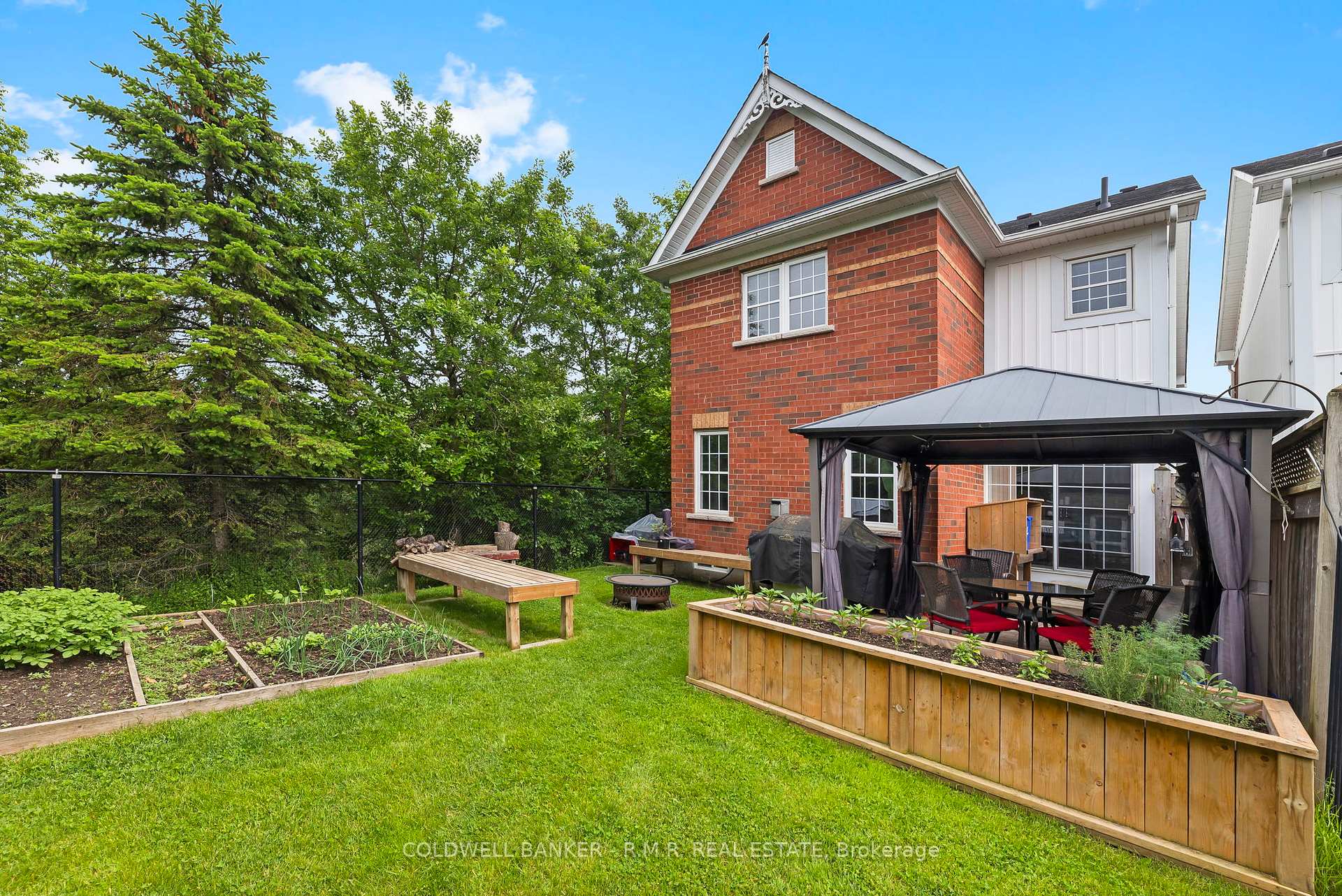 Photo 36 of 42 Ipswich Place, Whitby, Brooklin — HOMEH