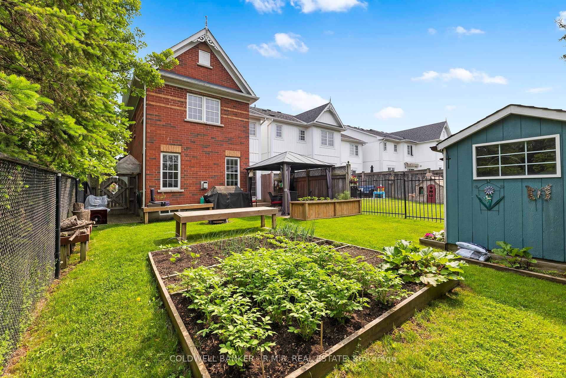 Photo 38 of 42 Ipswich Place, Whitby, Brooklin — HOMEH
