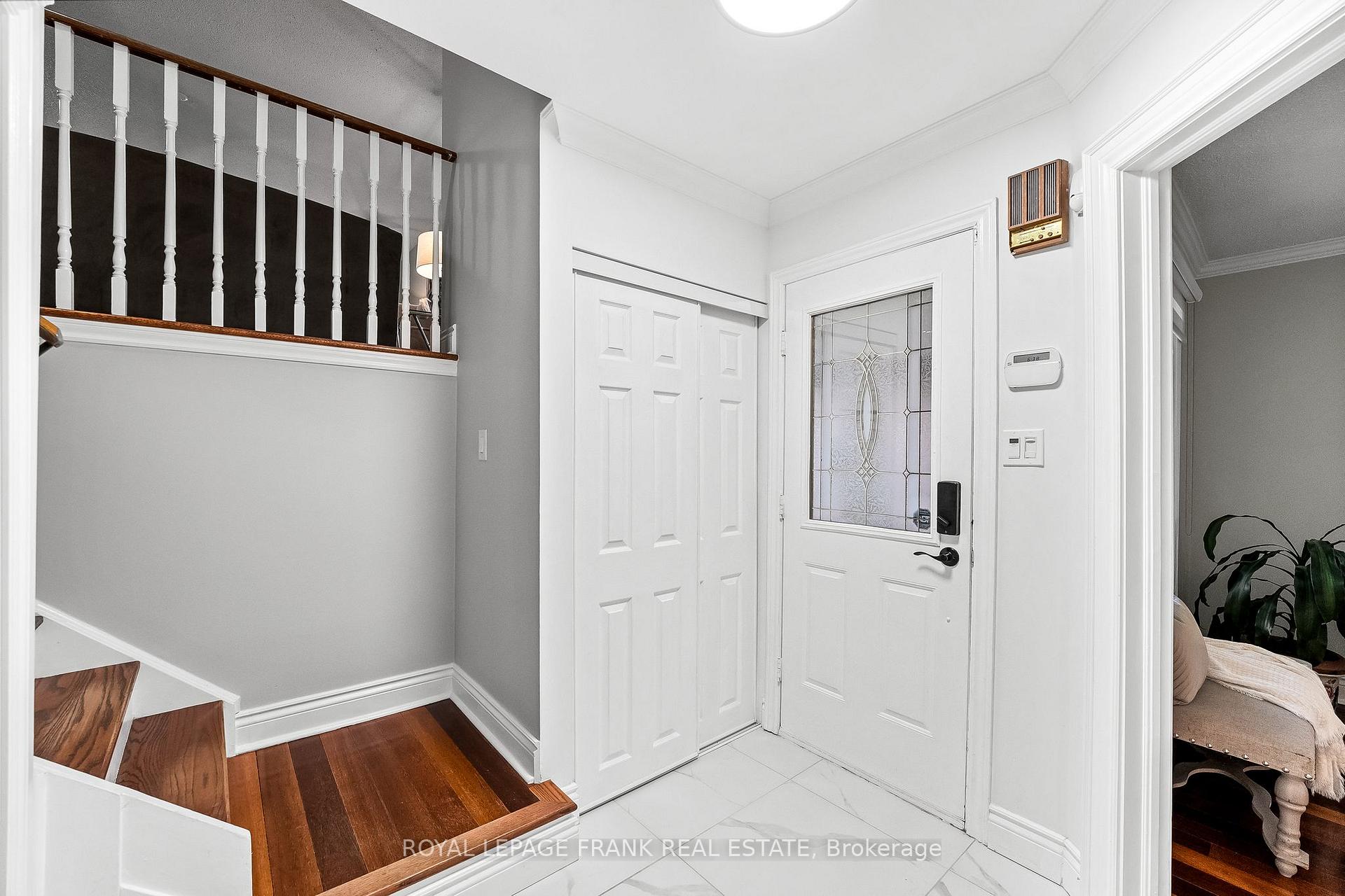 Photo 4 of 2106 Theoden Court, Pickering, Brock Ridge — HOMEH
