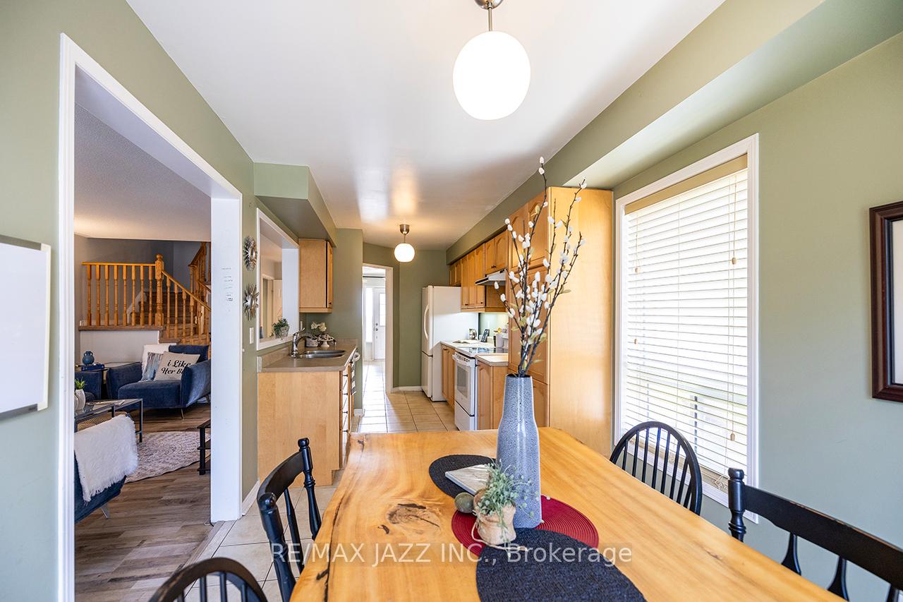 Photo 13 of 80 Barrister Avenue, Whitby, Pringle Creek — HOMEH