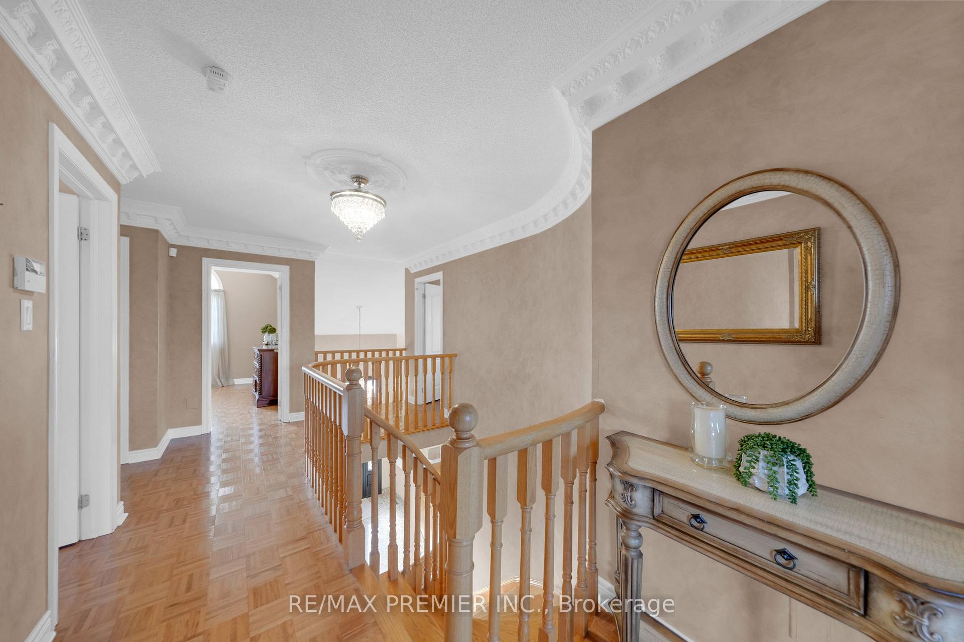 Photo 18 of 93 Novaview Crescent, Vaughan, East Woodbridge — HOMEH