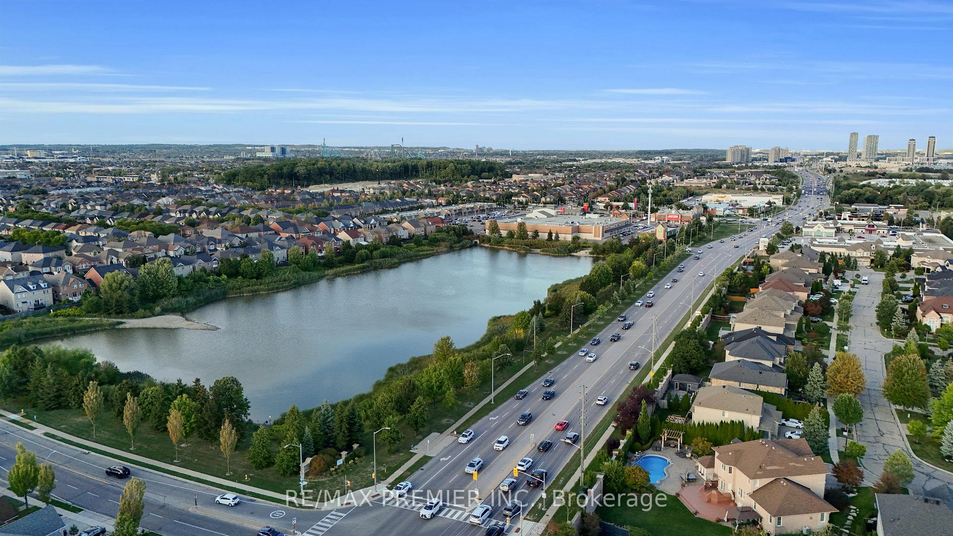 Photo 45 of 93 Novaview Crescent, Vaughan, East Woodbridge — HOMEH