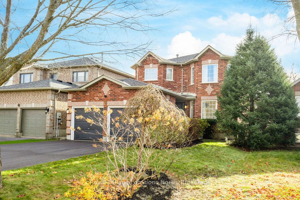 Photo 2 of 45 Holly Meadow Road, Barrie, Holly — HOMEH