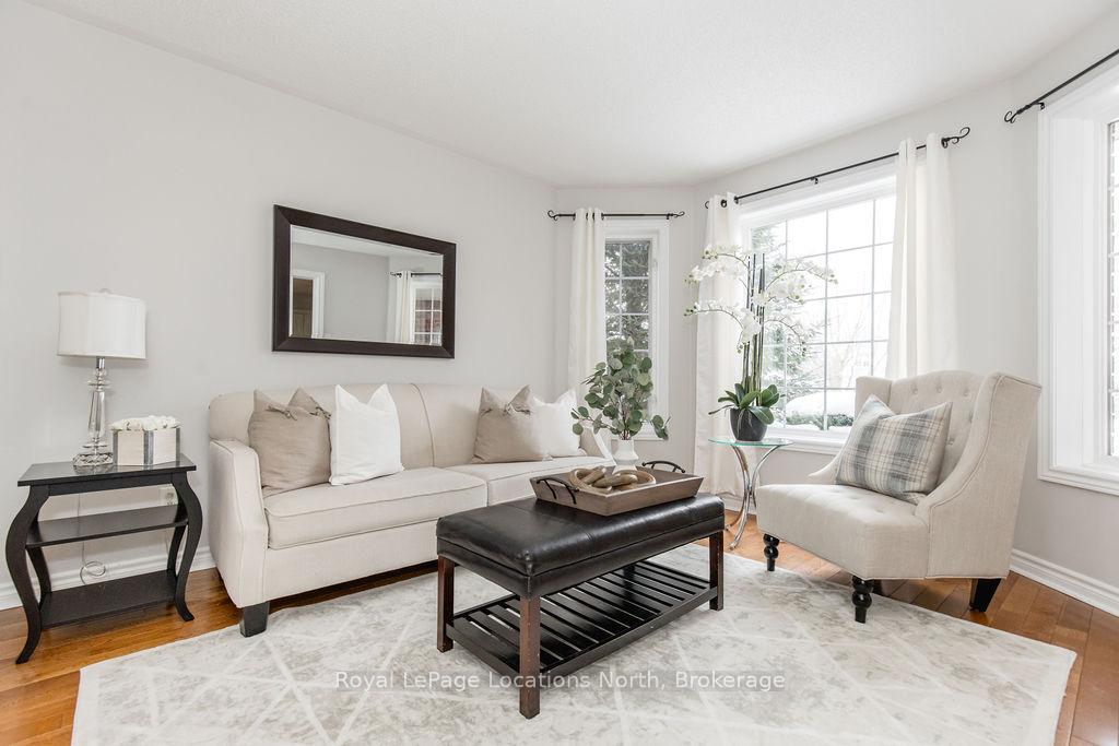 Photo 5 of 45 Holly Meadow Road, Barrie, Holly — HOMEH
