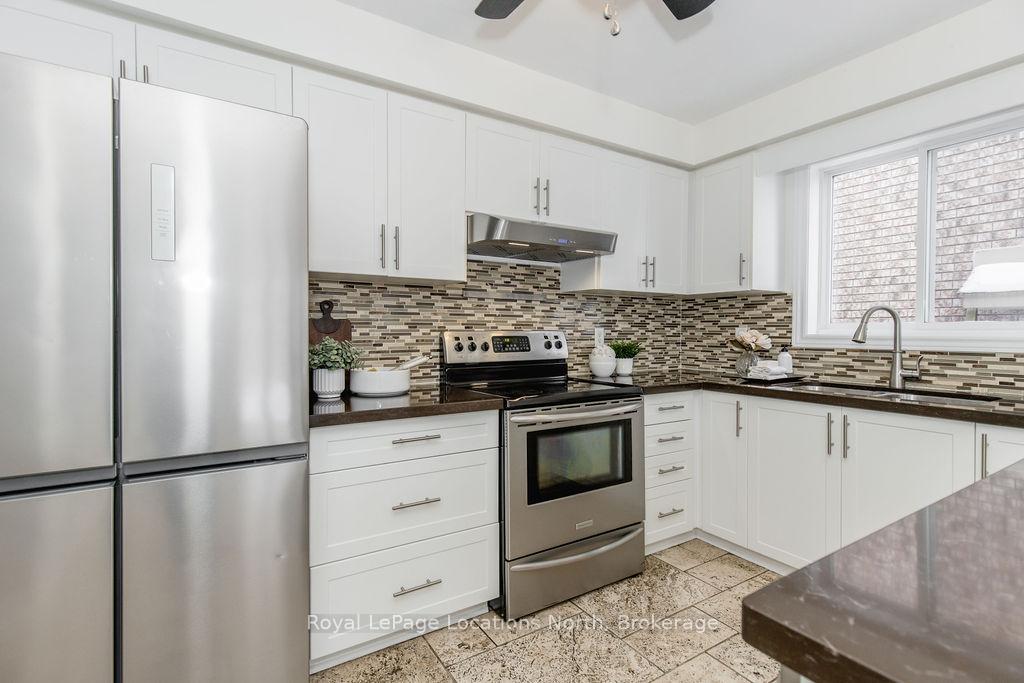 Photo 14 of 45 Holly Meadow Road, Barrie, Holly — HOMEH