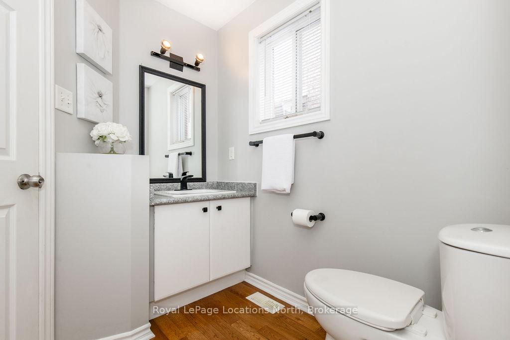 Photo 19 of 45 Holly Meadow Road, Barrie, Holly — HOMEH