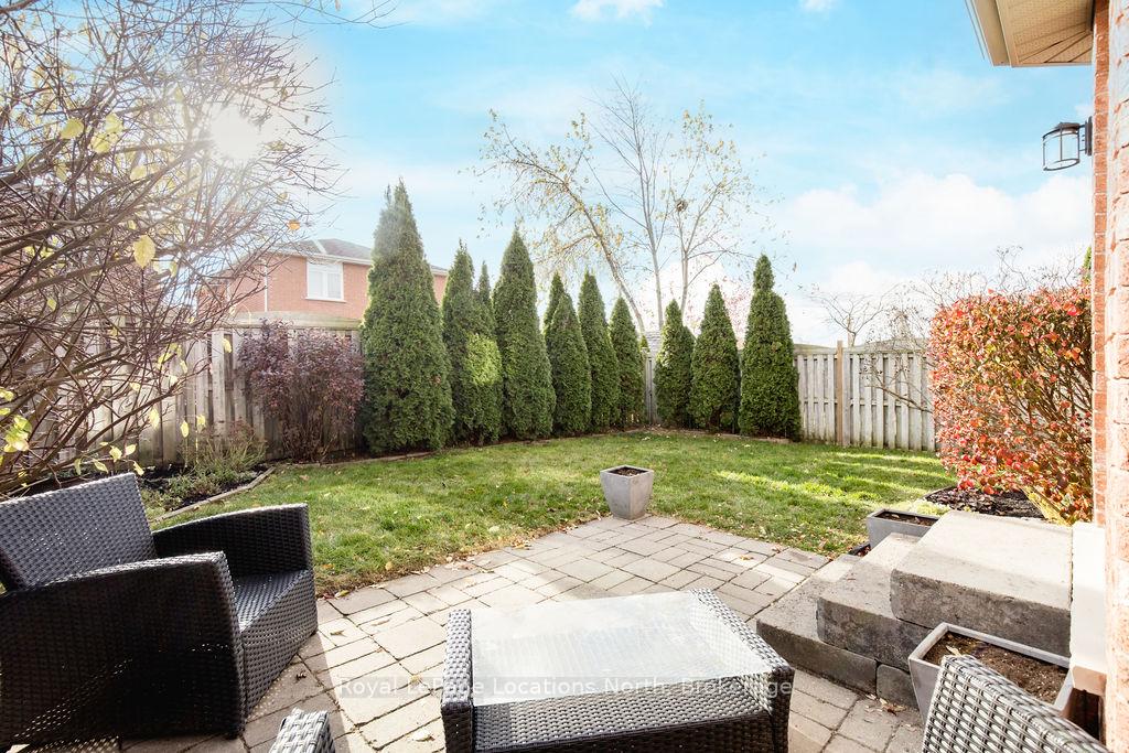 Photo 41 of 45 Holly Meadow Road, Barrie, Holly — HOMEH